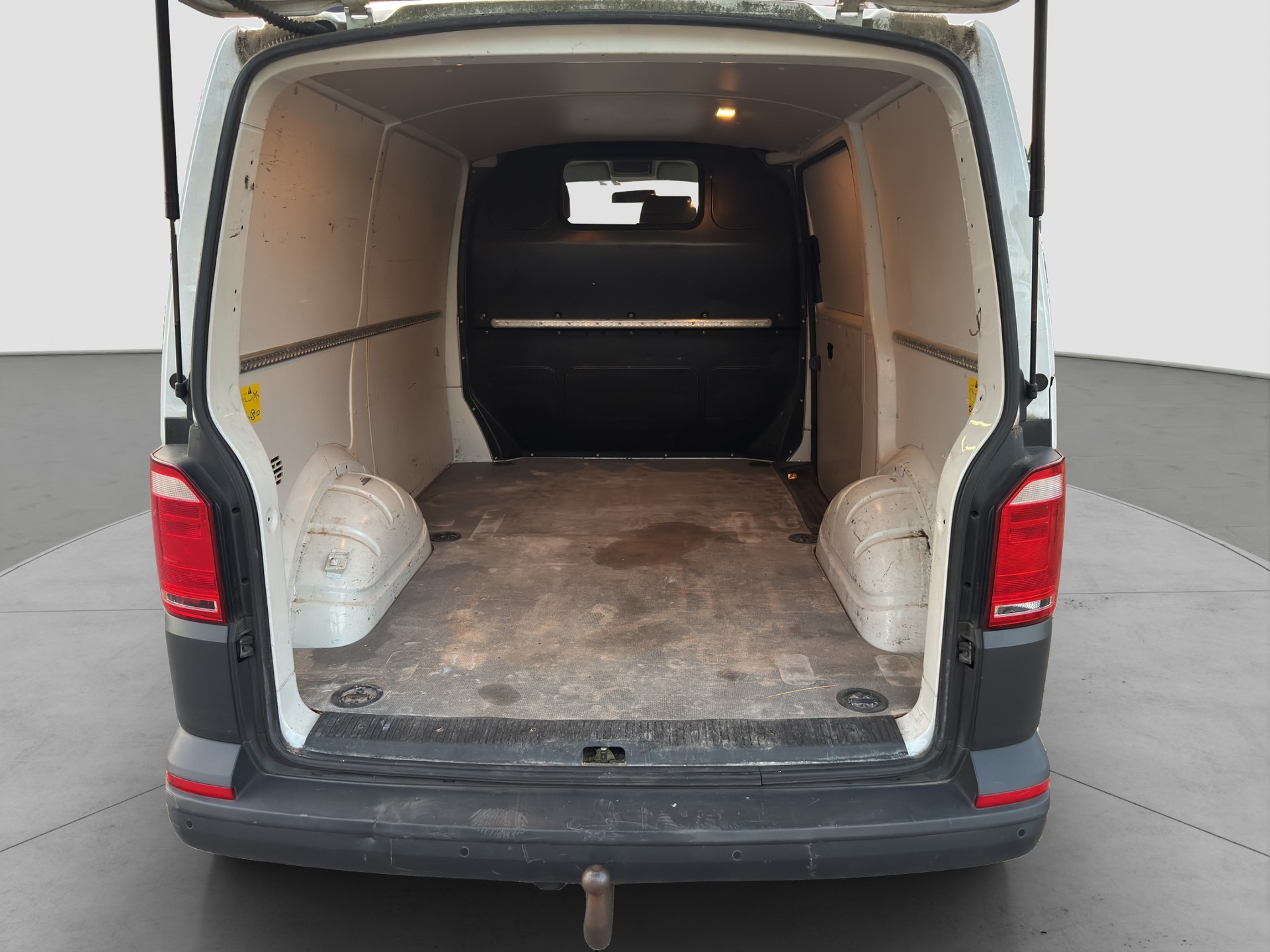 VW TRANSPORTER-image-8