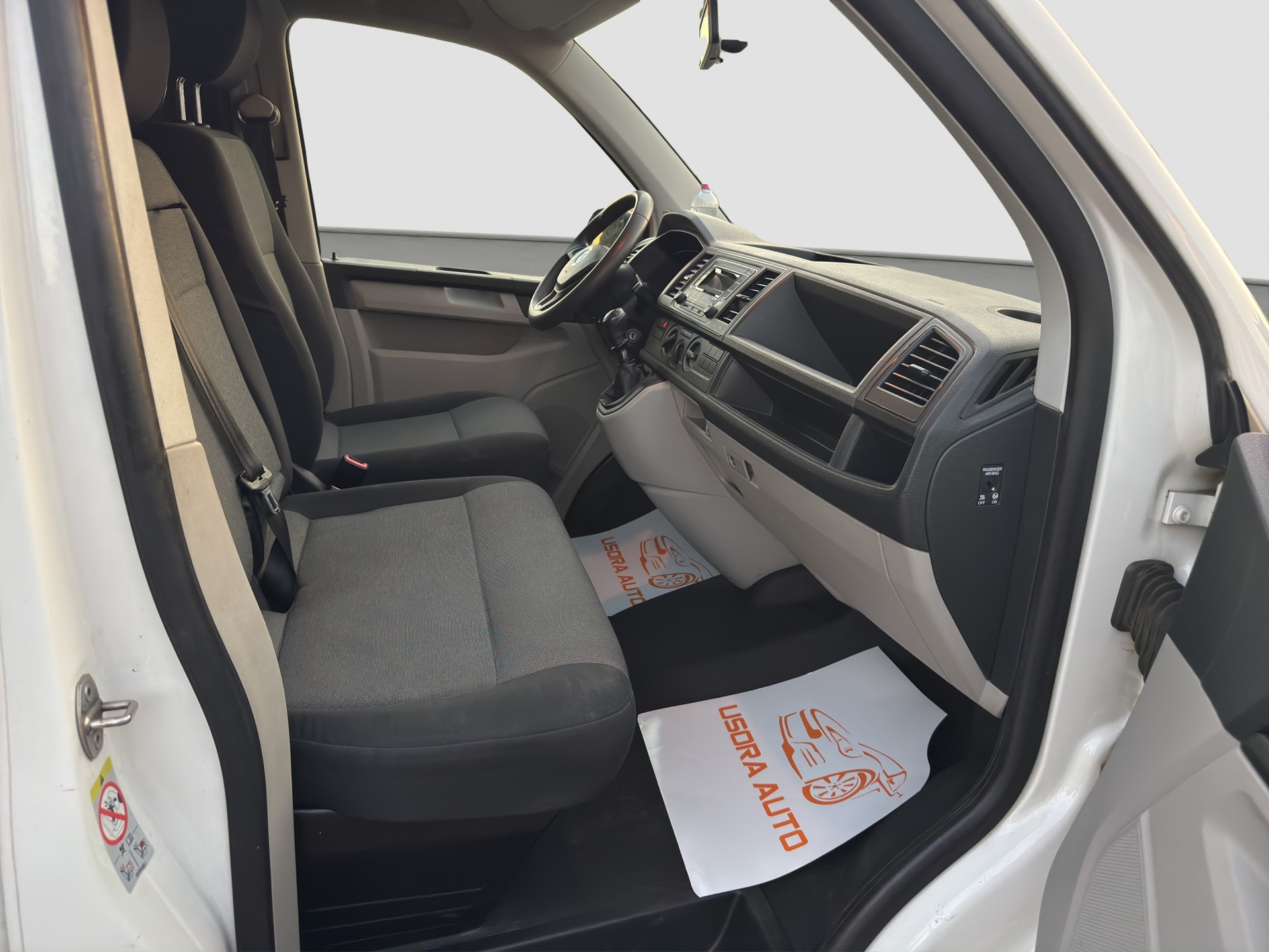VW TRANSPORTER-image-13