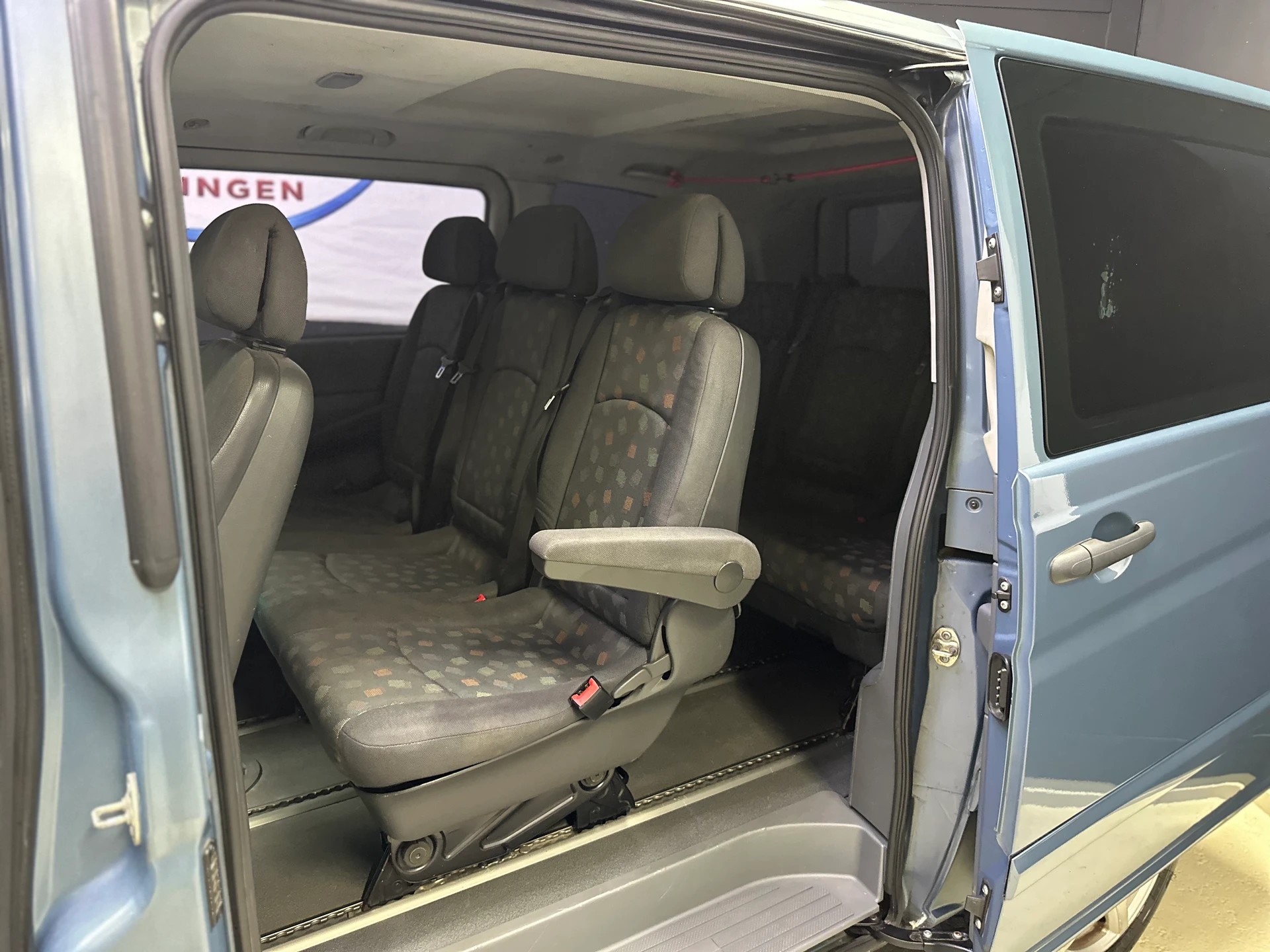 MERCEDES-BENZ Vito 115 CDI-image-13
