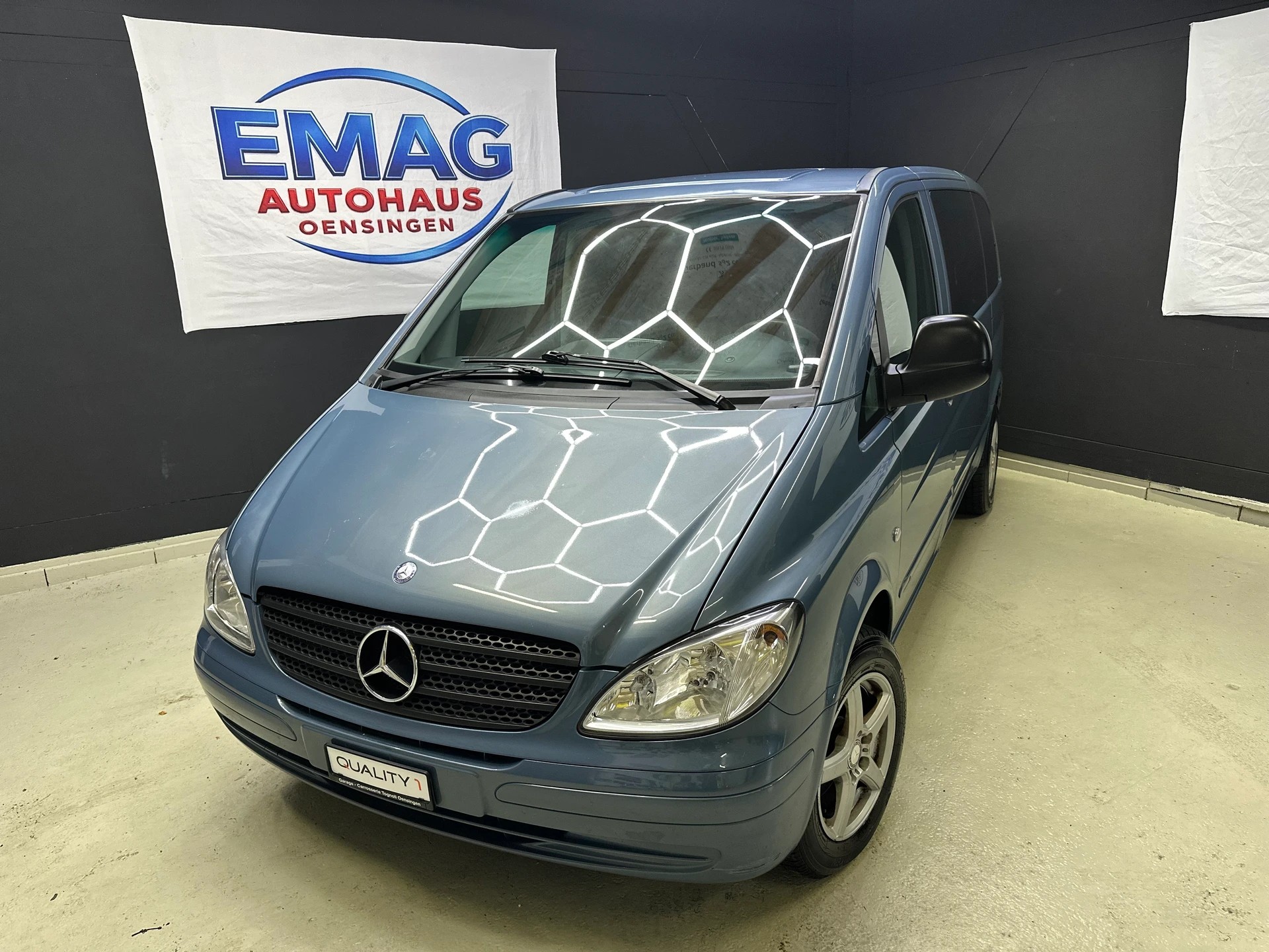 MERCEDES-BENZ Vito 115 CDI-image-1