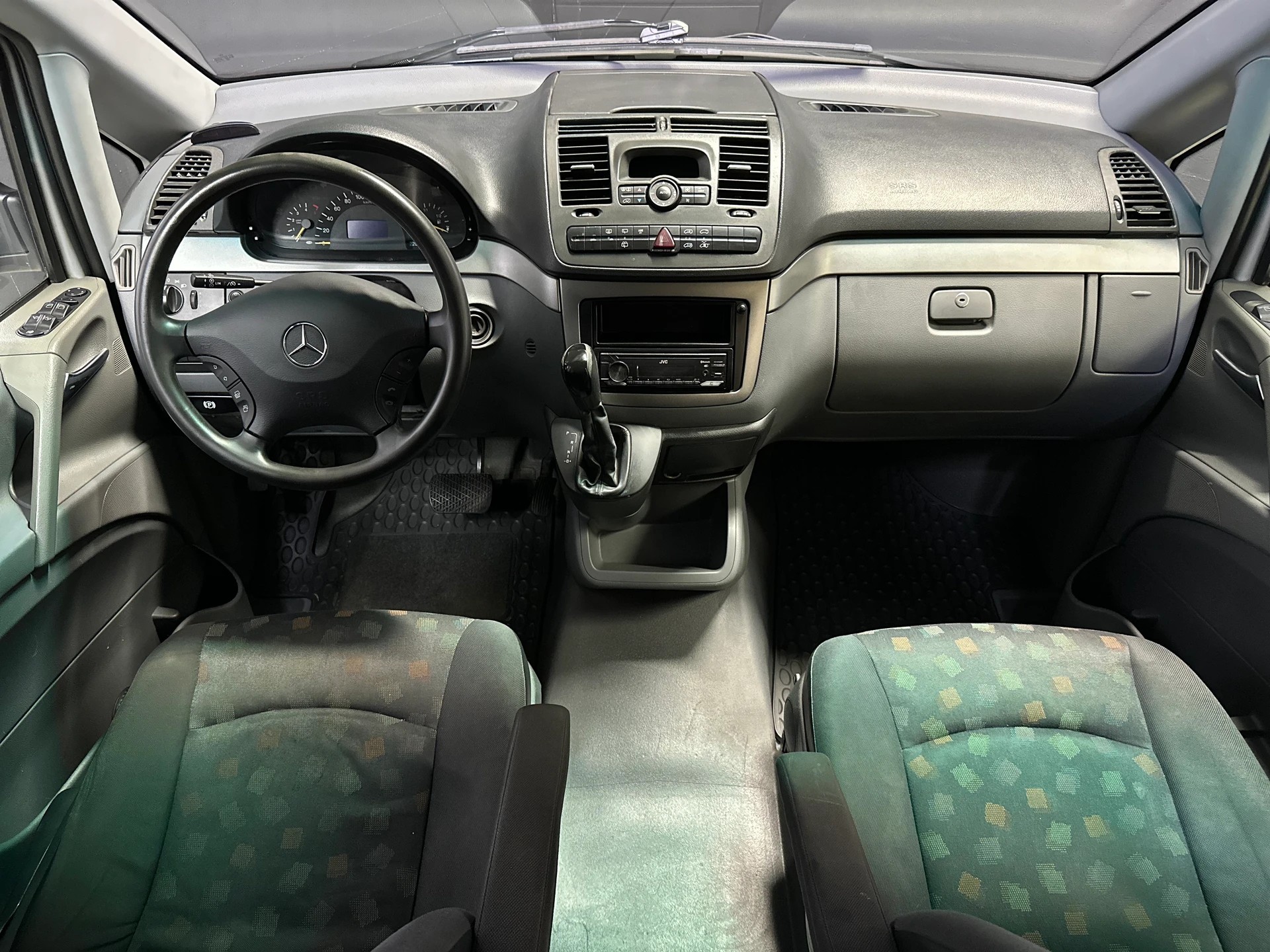 MERCEDES-BENZ Vito 115 CDI-image-11