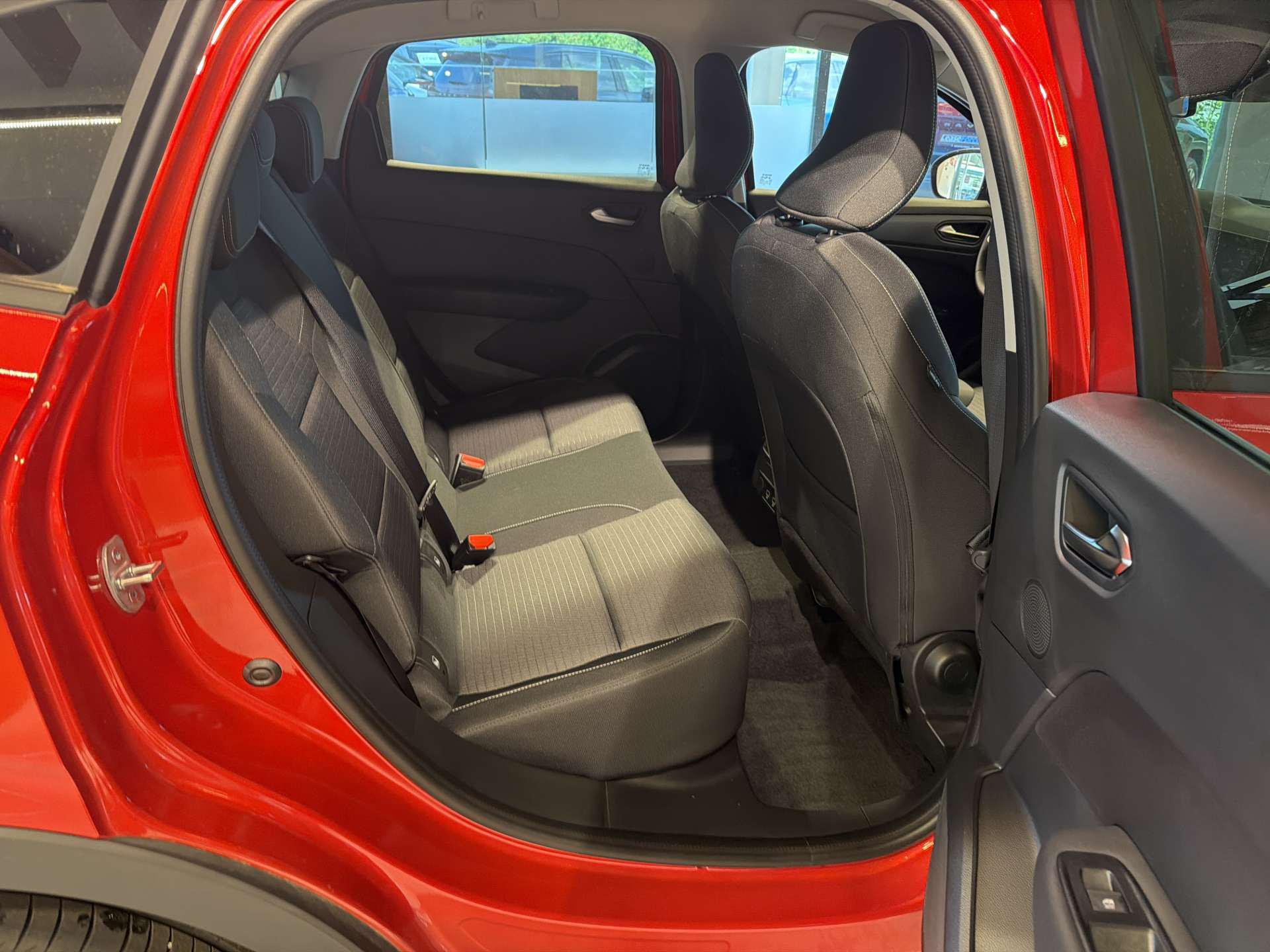 RENAULT Arkana 1.3 TCe MHEV Evolution EDC-Automat-image-6