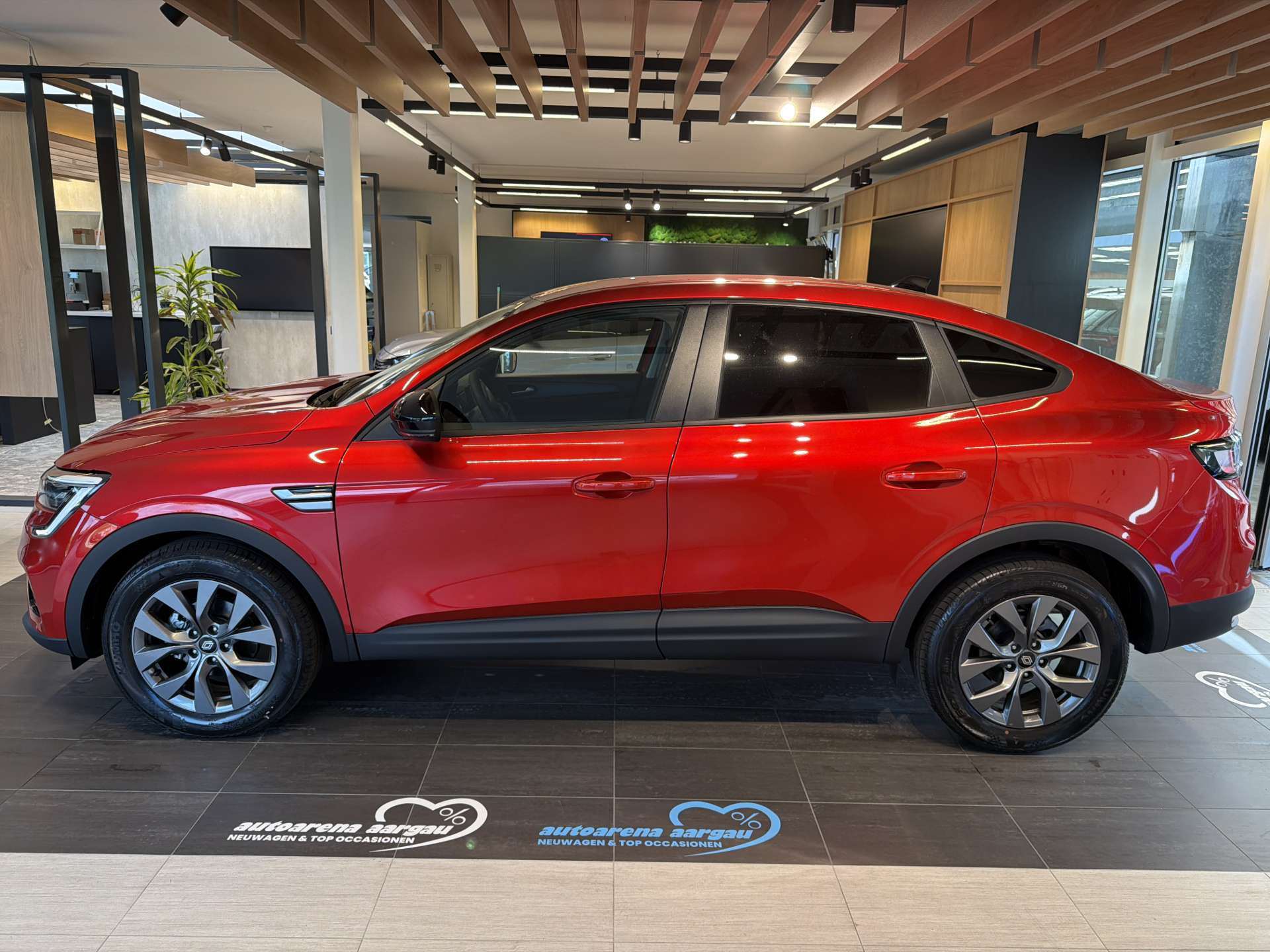 RENAULT Arkana 1.3 TCe MHEV Evolution EDC-Automat-image-11