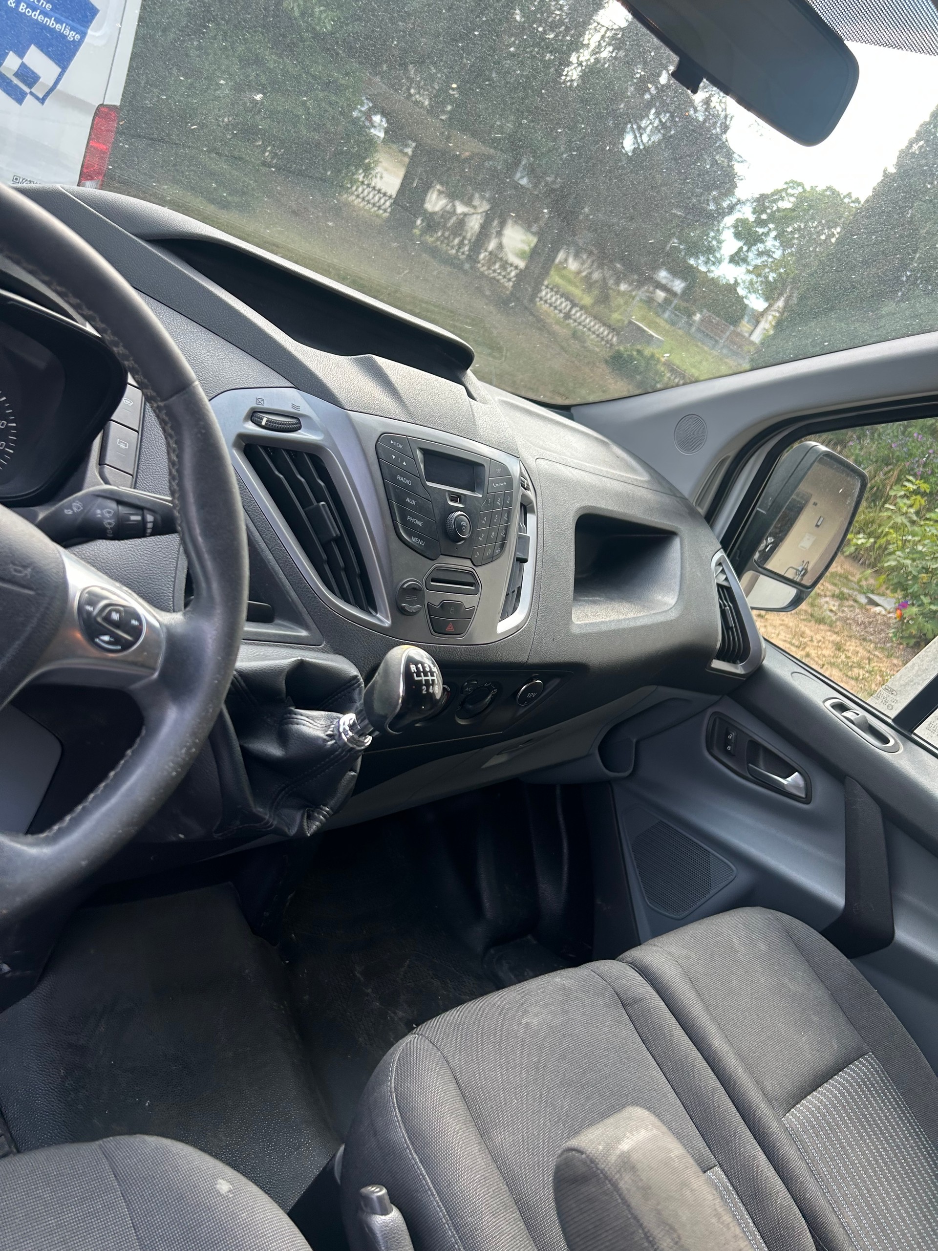 FORD Transit Custom Van 330 L1H1 Ambiente-image-8