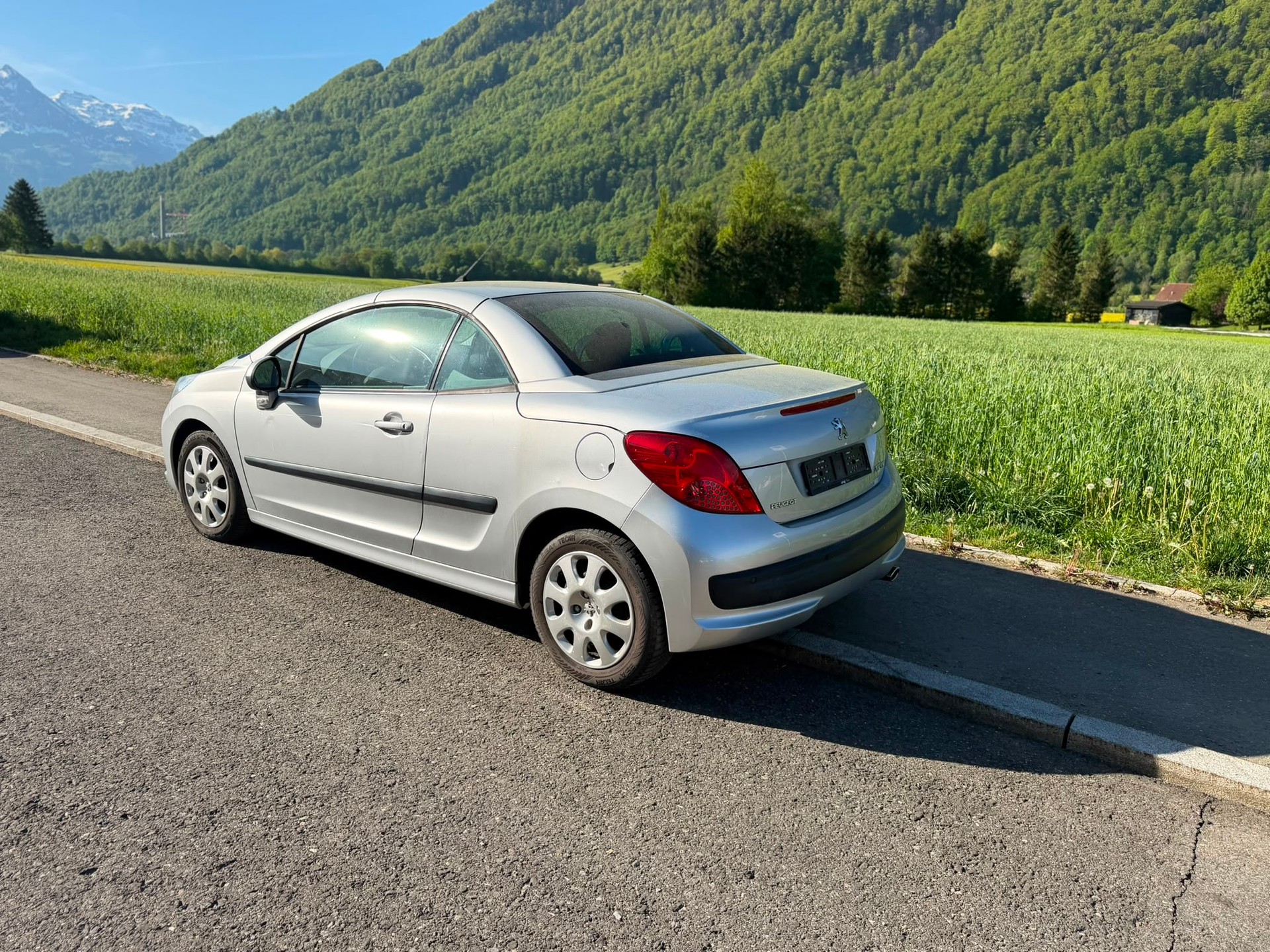 PEUGEOT 207 CC 1.6 16V Platinium Edition-image-1