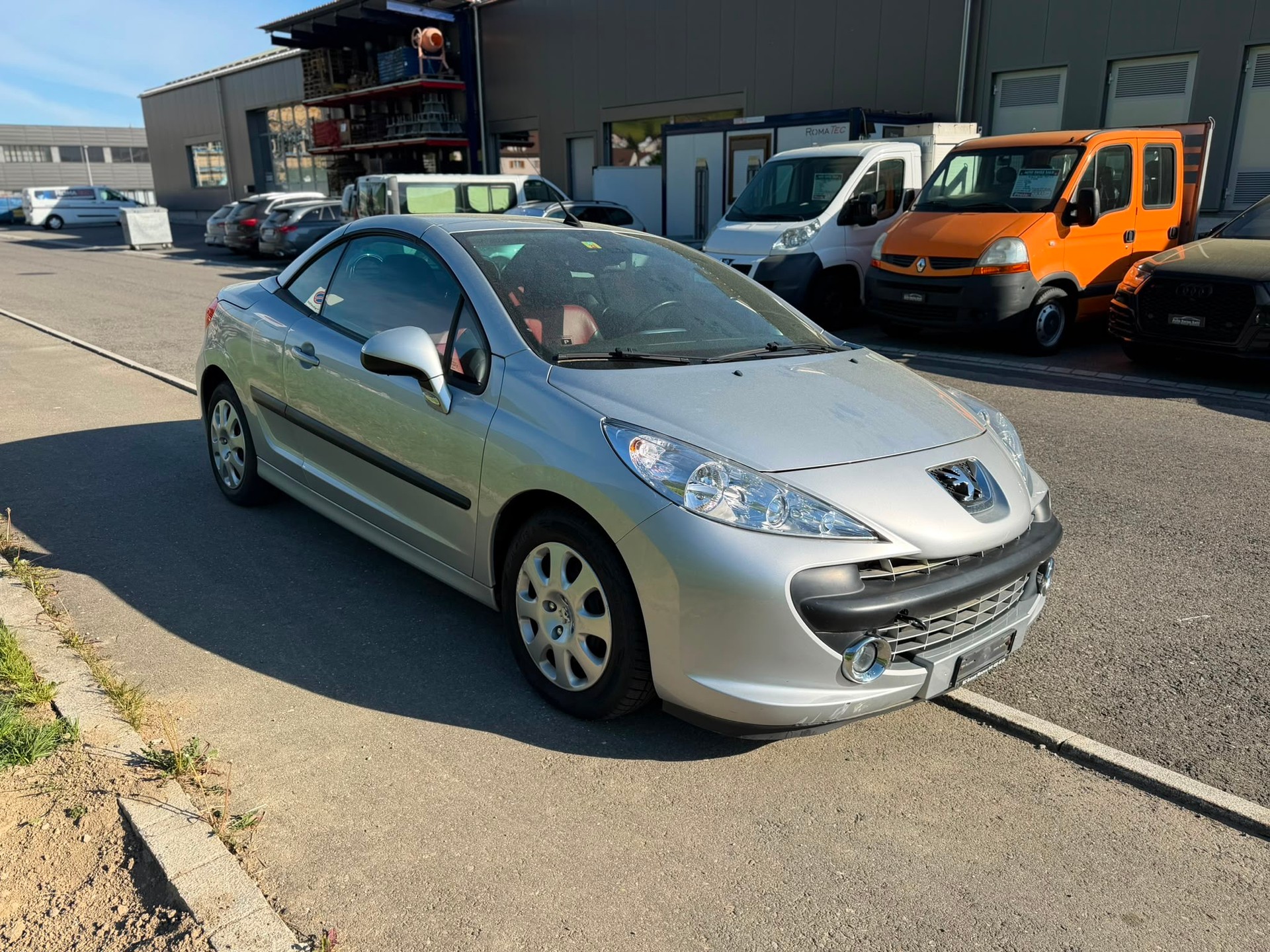 PEUGEOT 207 CC 1.6 16V Platinium Edition-image-3