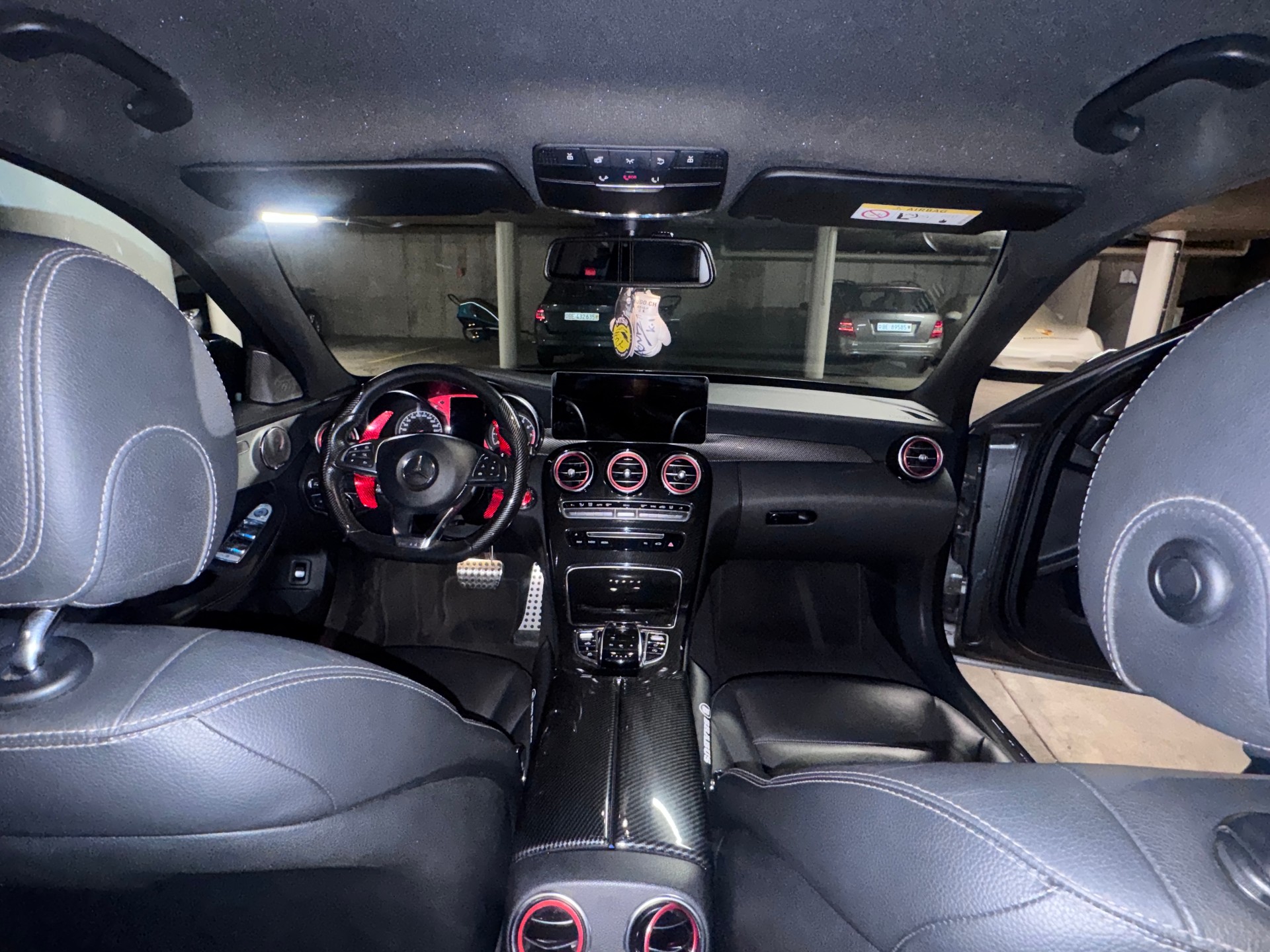 MERCEDES-BENZ C 43 AMG 4matic-image-4