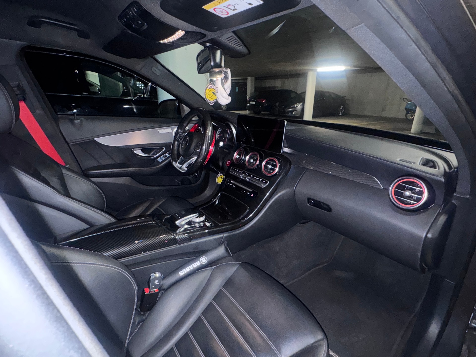 MERCEDES-BENZ C 43 AMG 4matic-image-5
