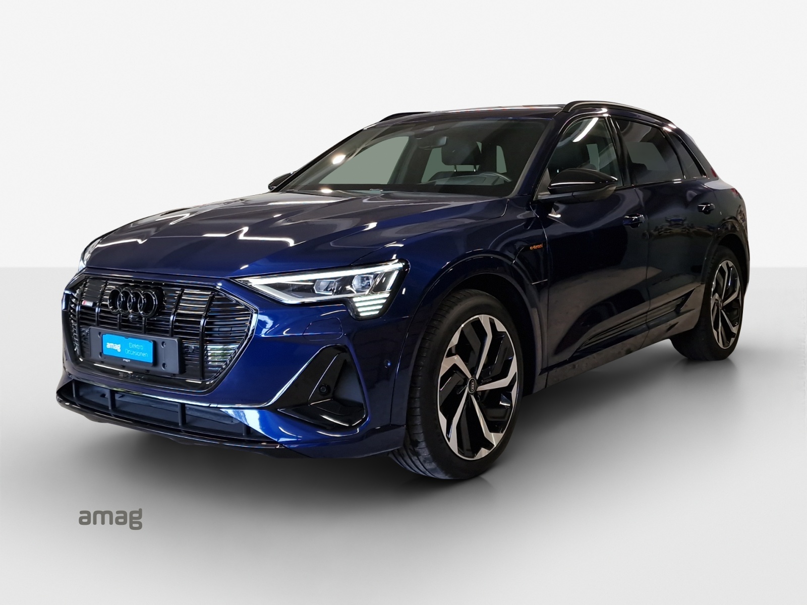 AUDI e-tron 55 S Line Black Edition quattro-image-0