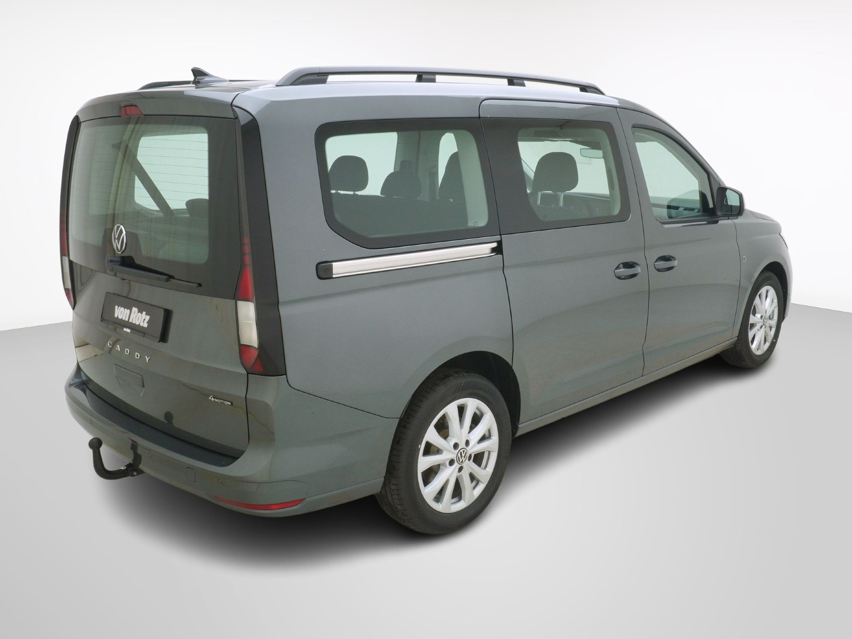 VW Caddy Maxi 2.0 TDI 4Motion-image-4
