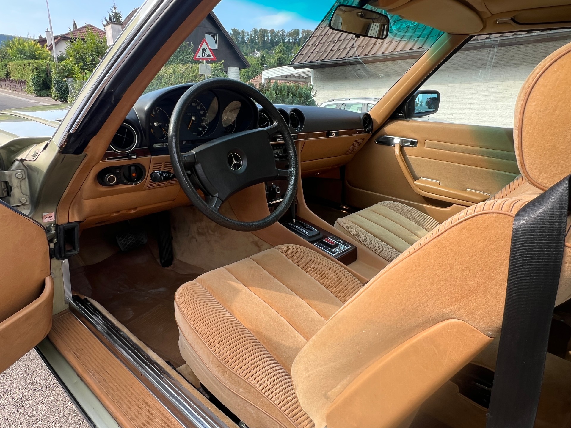 MERCEDES-BENZ SLC-image-4