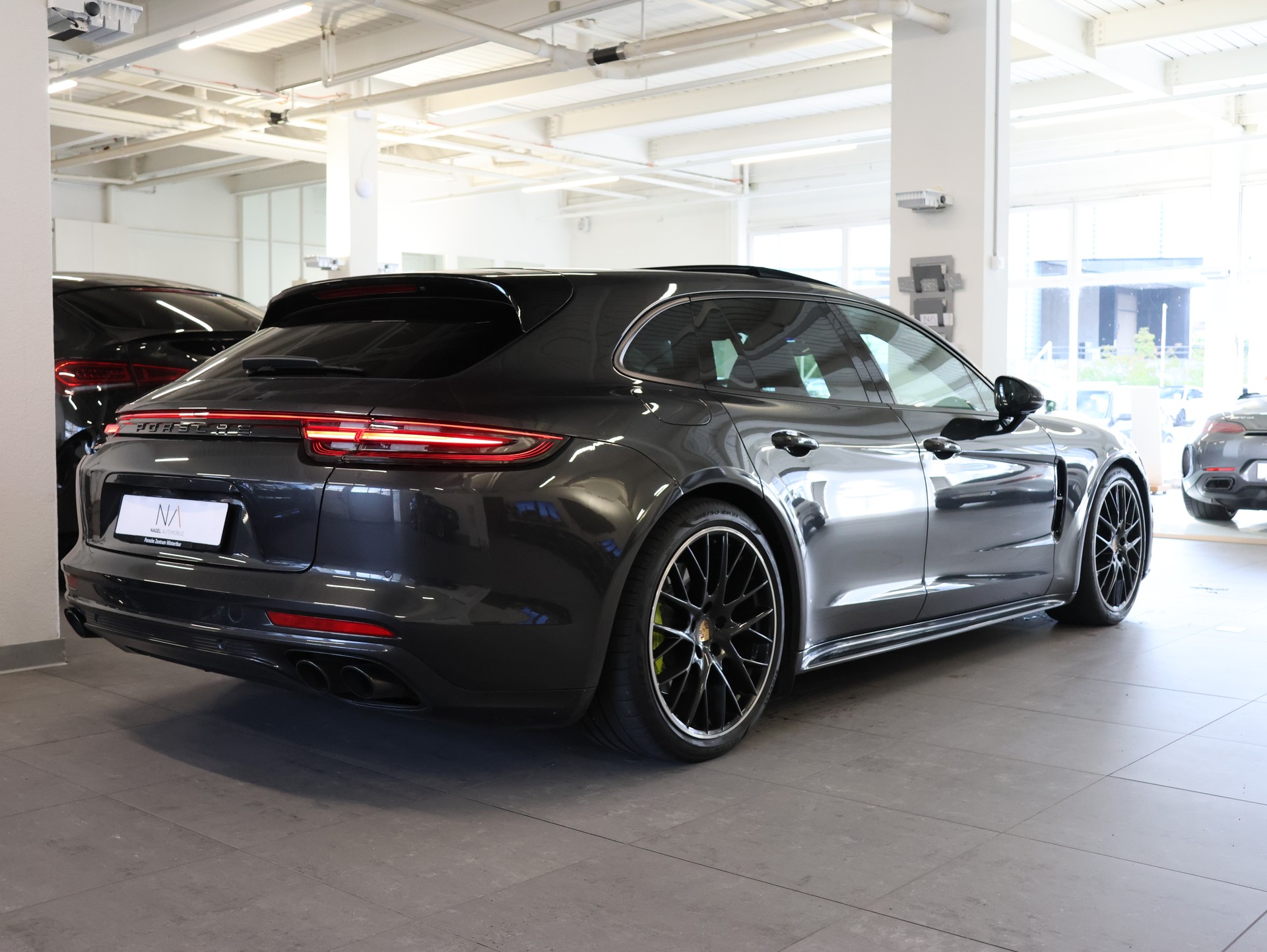 PORSCHE Panamera 4 E-Hybrid Sport Turismo PDK *Porsche Approved bis 03.2027* *Hinterachslenkung* *Bose*-image-5