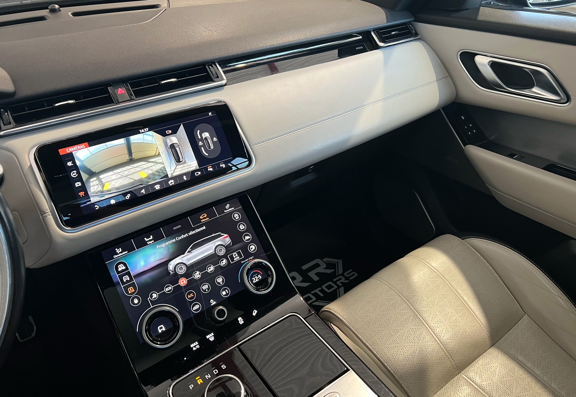 LAND ROVER Range Rover Velar R-Dynamic P 300 HSE Automatic-image-7