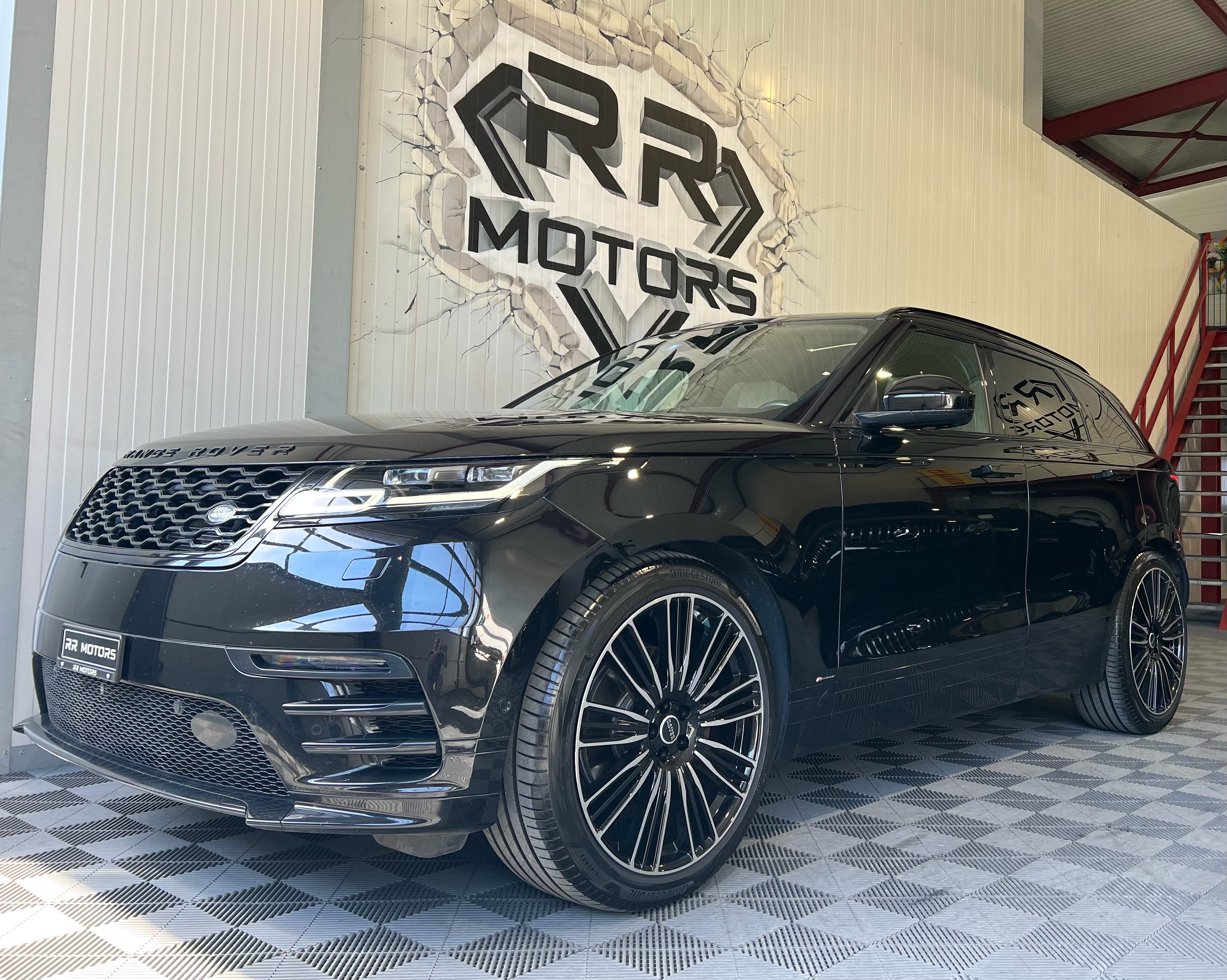 LAND ROVER Range Rover Velar R-Dynamic P 300 HSE Automatic — slika 1