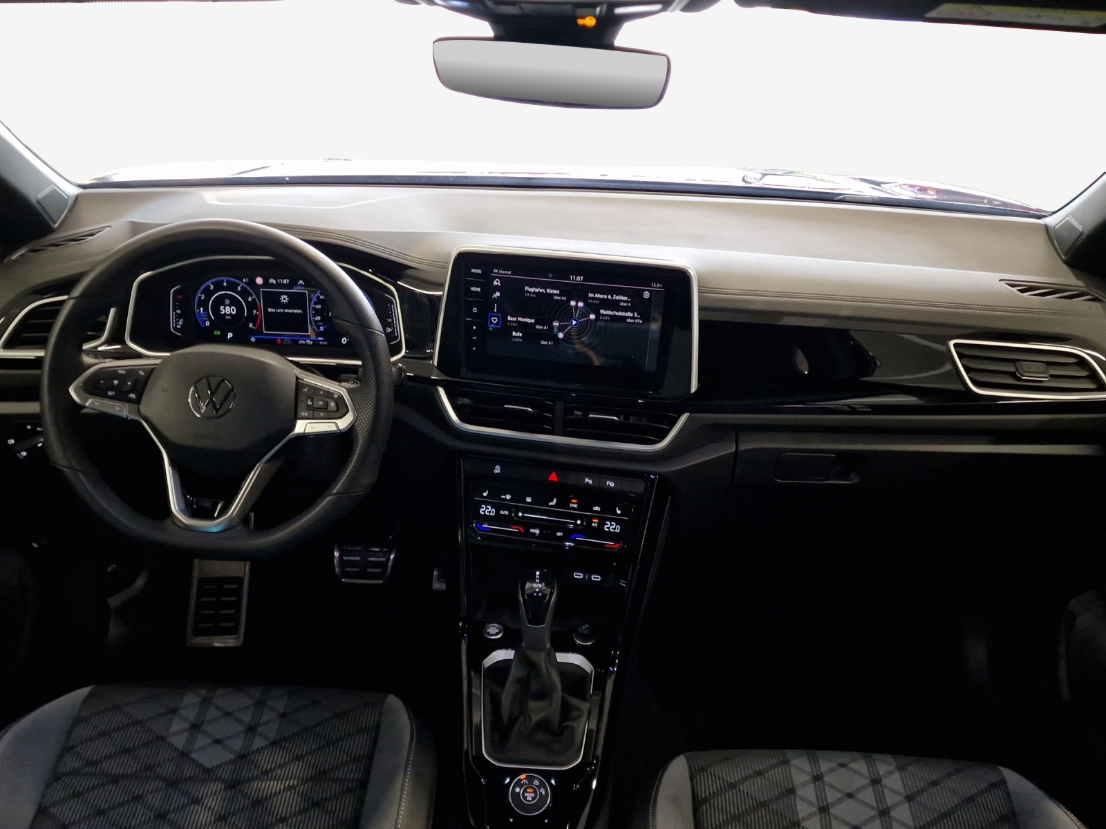 VW T-Roc 2.0 TSI R-Line DSG 4Motion-image-8