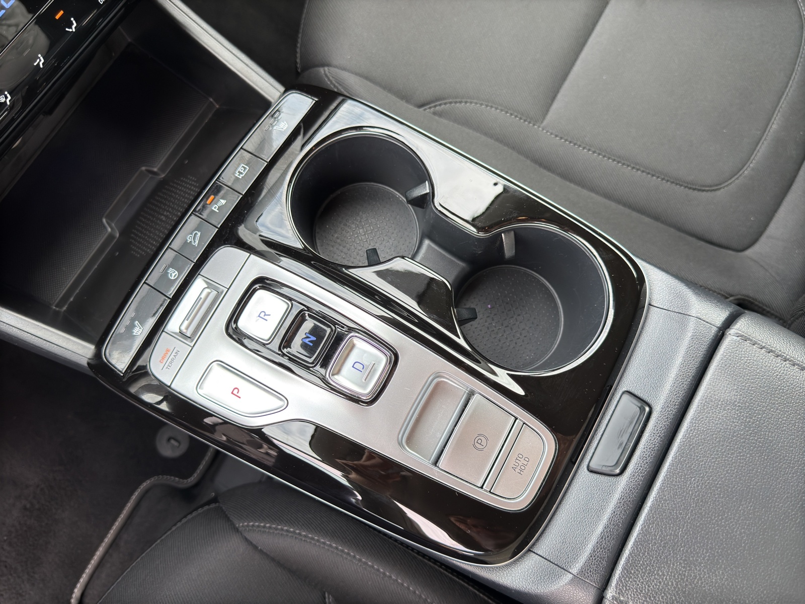 HYUNDAI Tucson 1.6 TGDI HEV Vertex 4WD-image-25