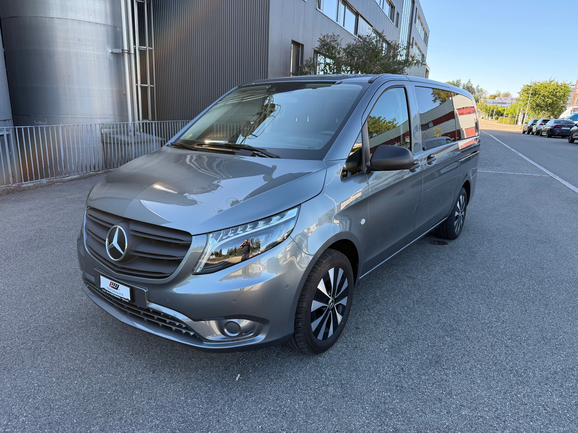 MERCEDES-BENZ Vito 116 CDI Lang Select Tourer 4Matic 9G-Tronic-image-0