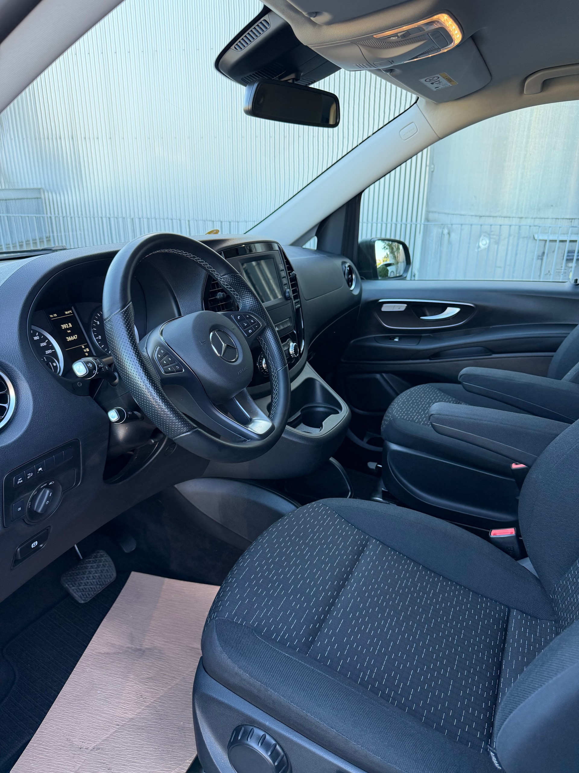 MERCEDES-BENZ Vito 116 CDI Lang Select Tourer 4Matic 9G-Tronic-image-9