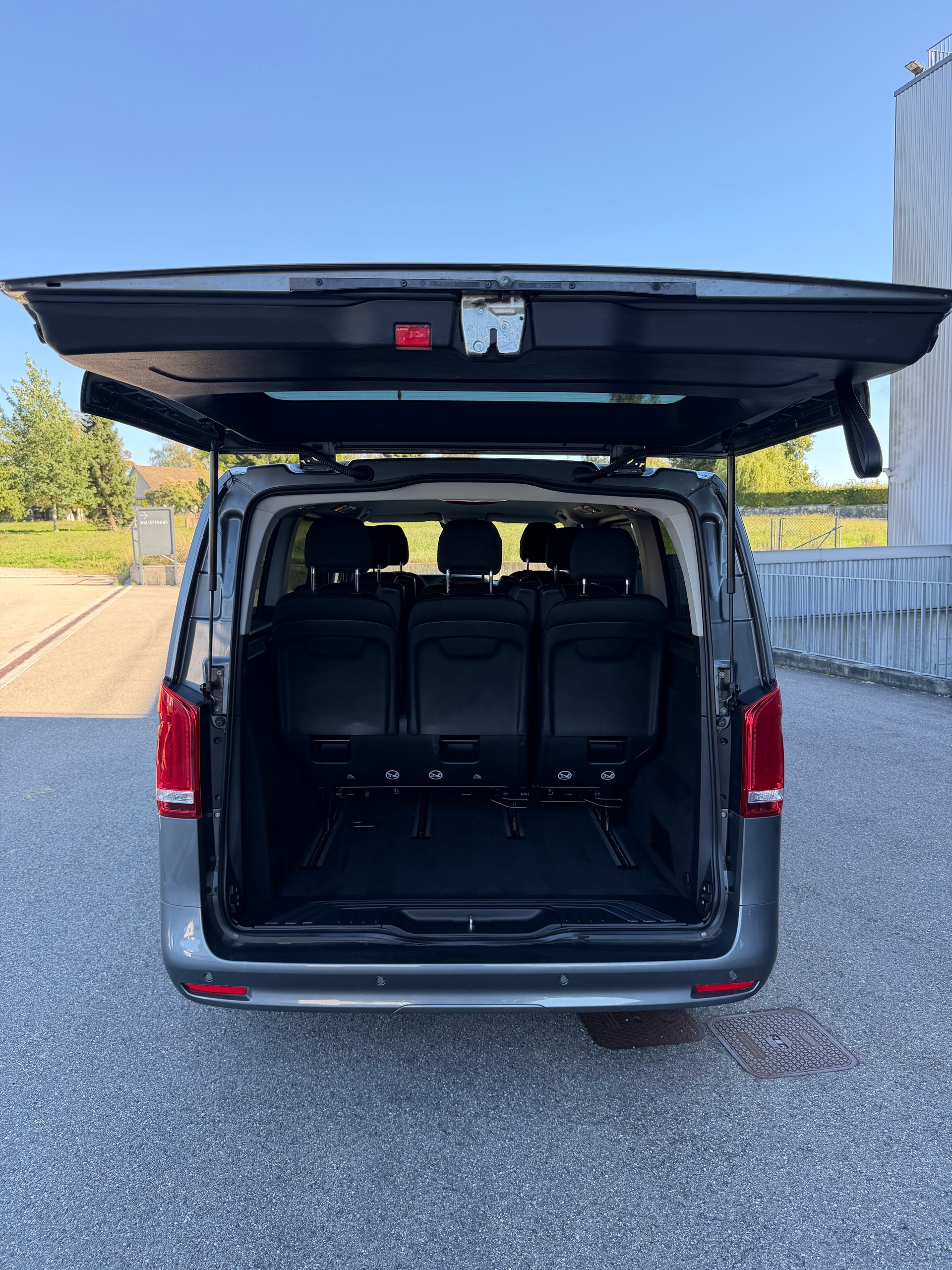 MERCEDES-BENZ Vito 116 CDI Lang Select Tourer 4Matic 9G-Tronic-image-13