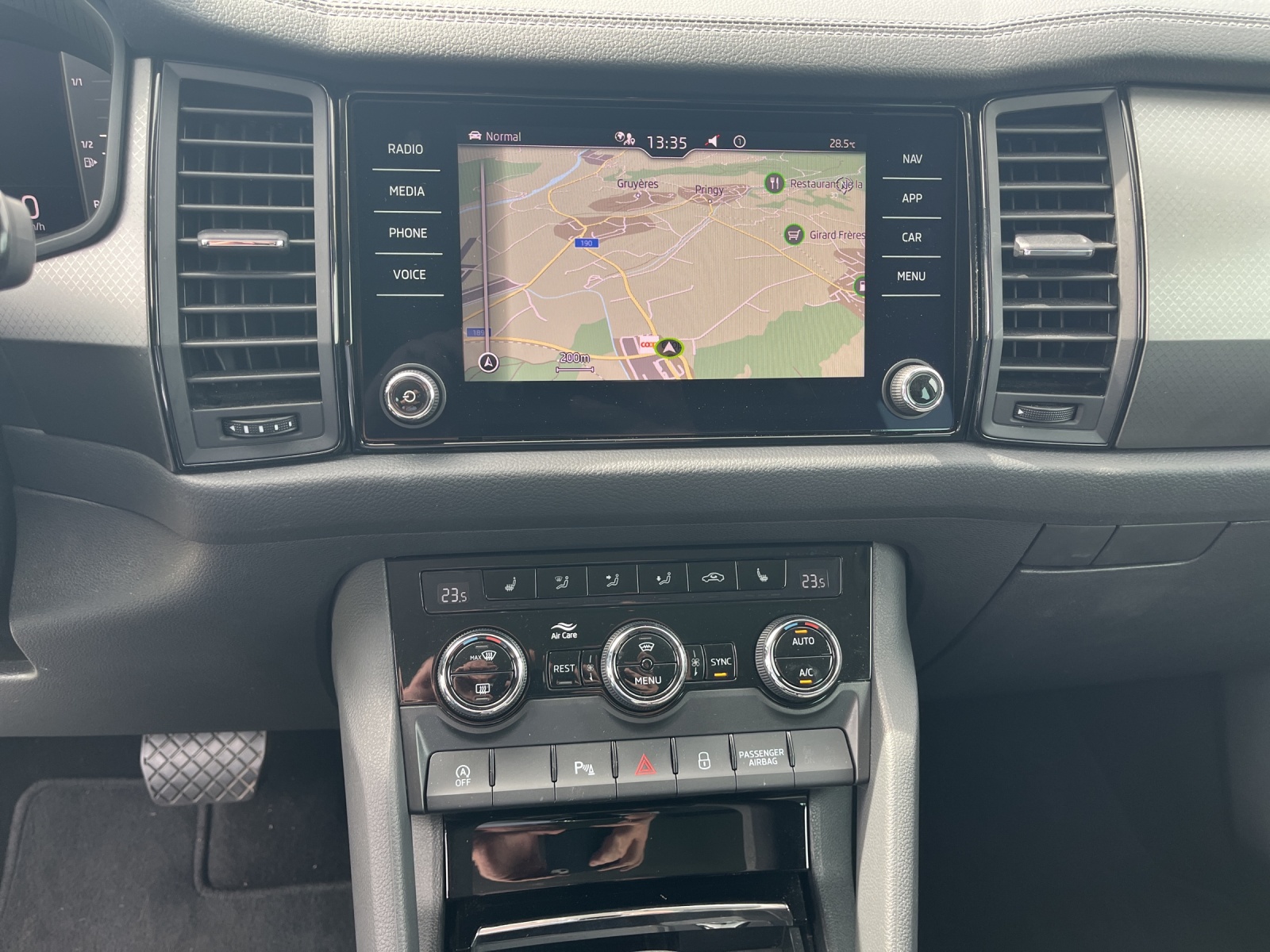 SKODA Kodiaq 2.0 TDI Clever DSG 4x4-image-10
