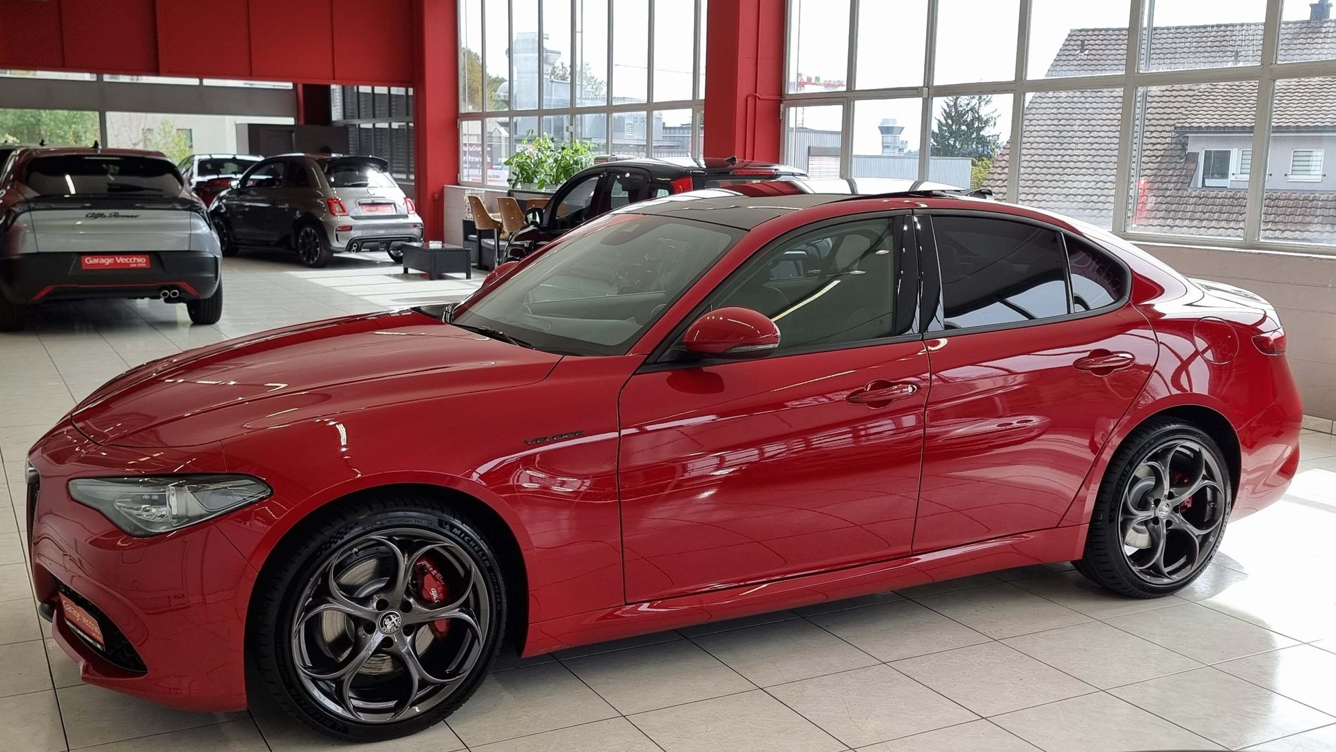 ALFA ROMEO Giulia 2.0 Q4 Veloce-image-1