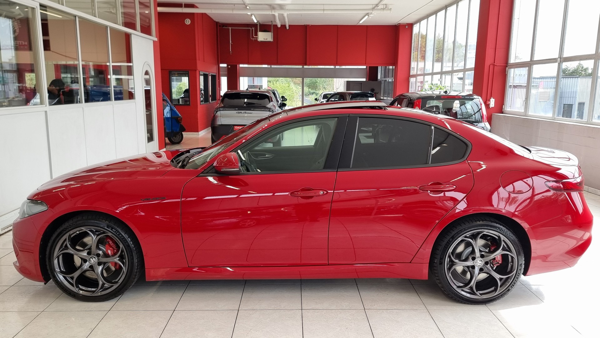 ALFA ROMEO Giulia 2.0 Q4 Veloce-image-2