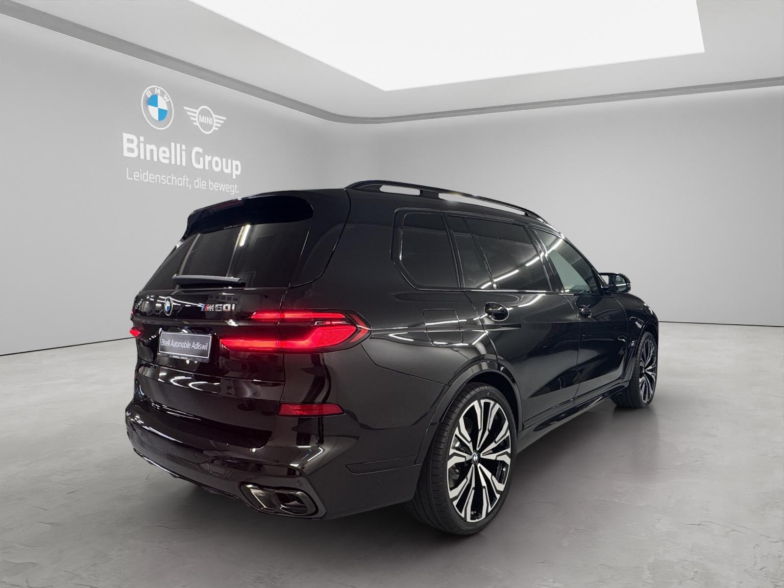 BMW X7 M60i-image-4