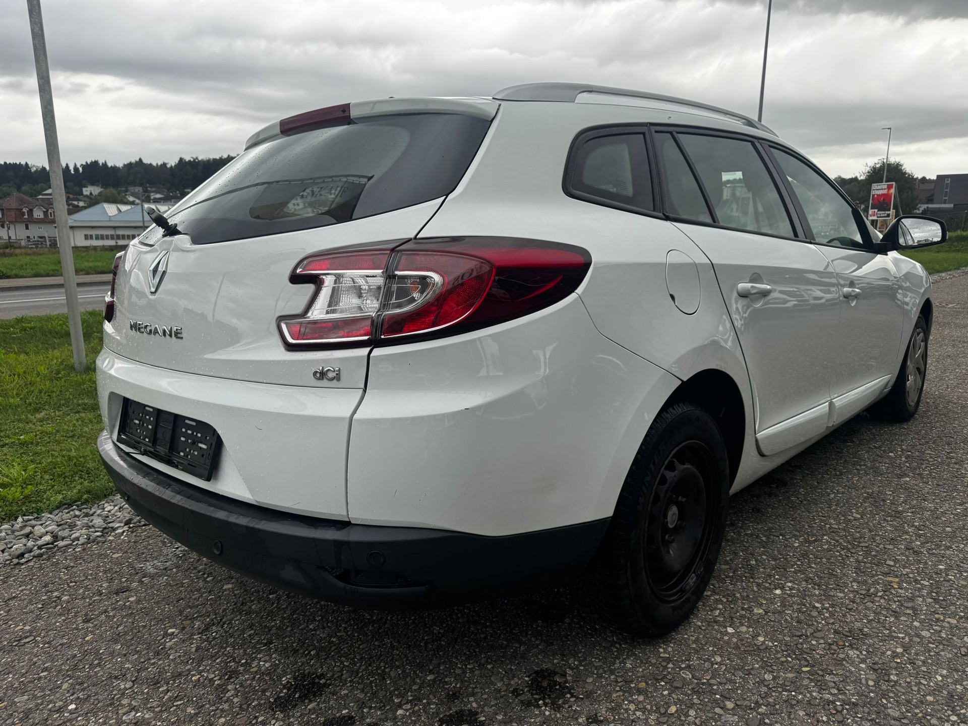 RENAULT Mégane Grandtour 1.5 dCi Expression EDC-image-4