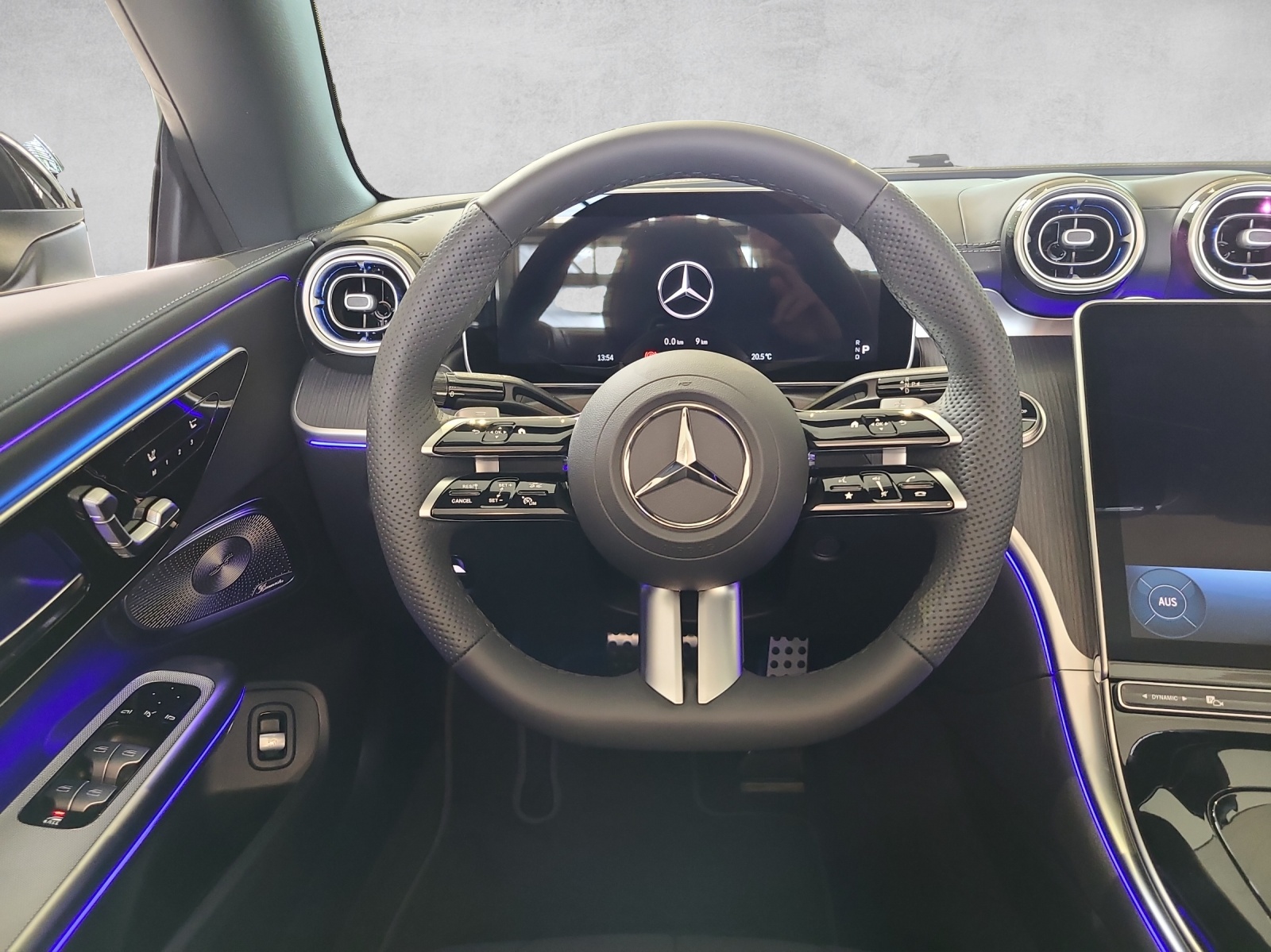MERCEDES-BENZ CLE 300 AMG Line 4M Cabriolet Cabriolet-image-3