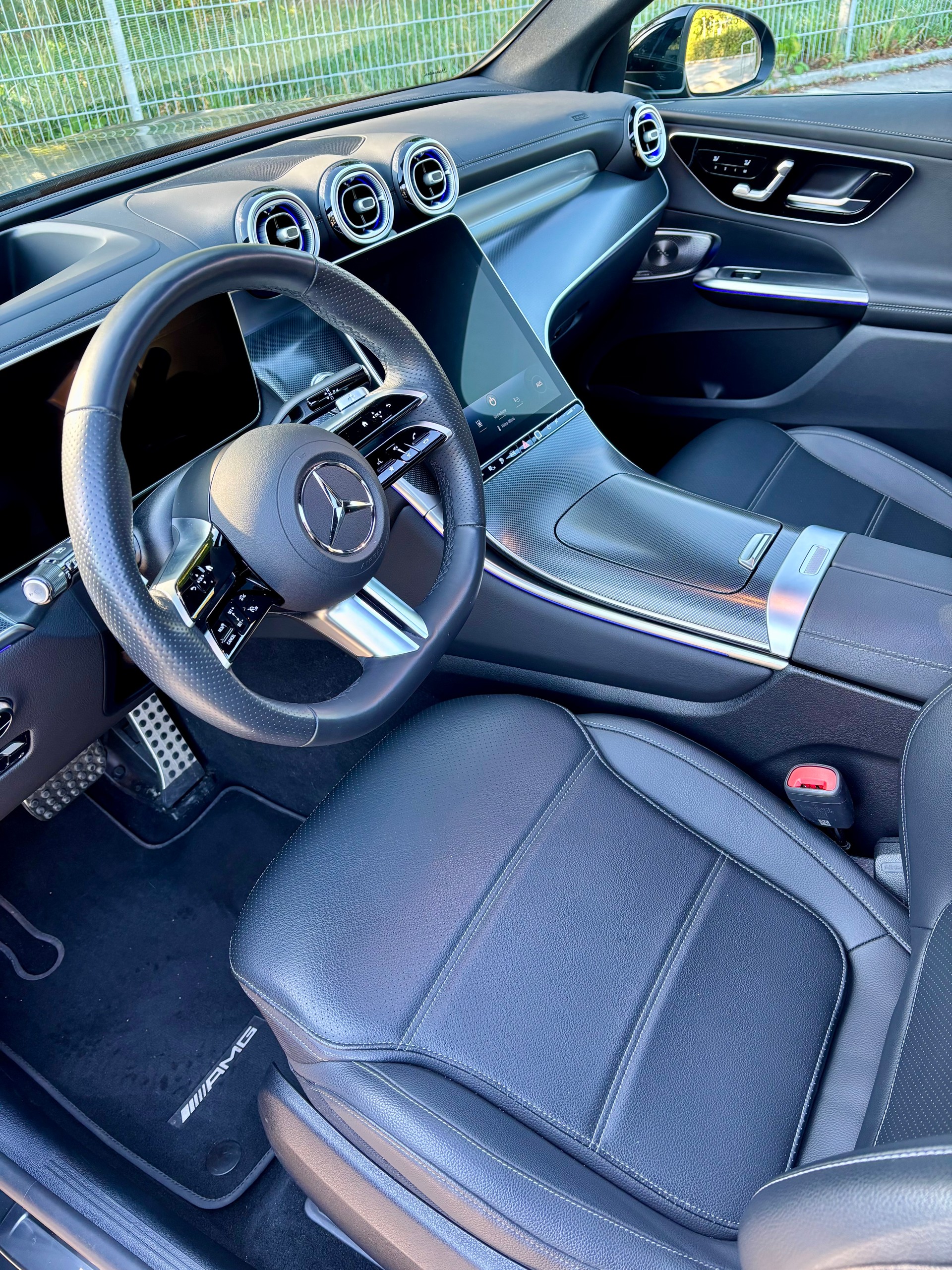 MERCEDES-BENZ GLC 400 e AMG Line 4matic-image-7