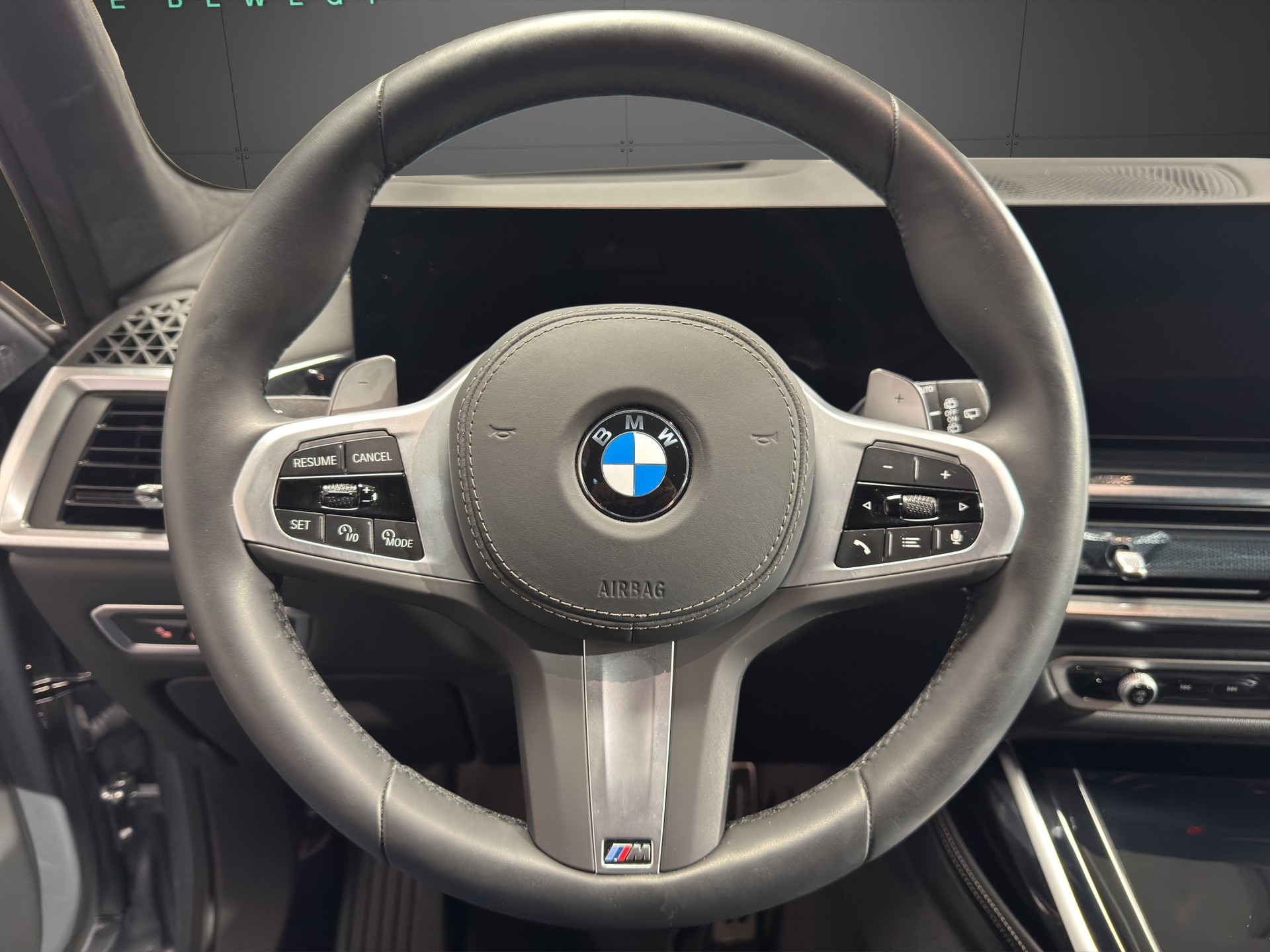 BMW X7 40i xDrive M Sport-image-13