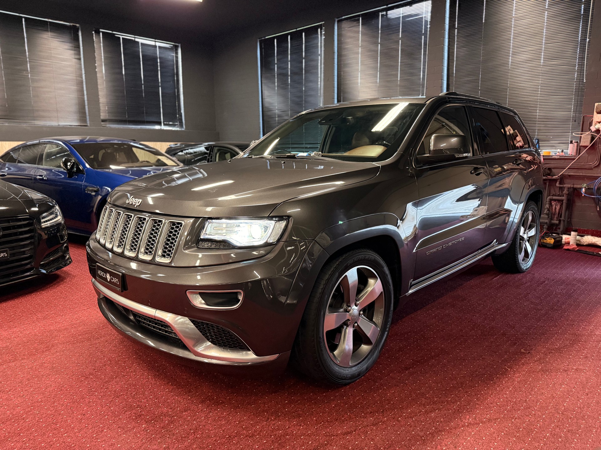 JEEP Grand Cherokee 3.0 CRD Summit / ** Frisch ab MFK & Service - Vollausstattung **-image-6