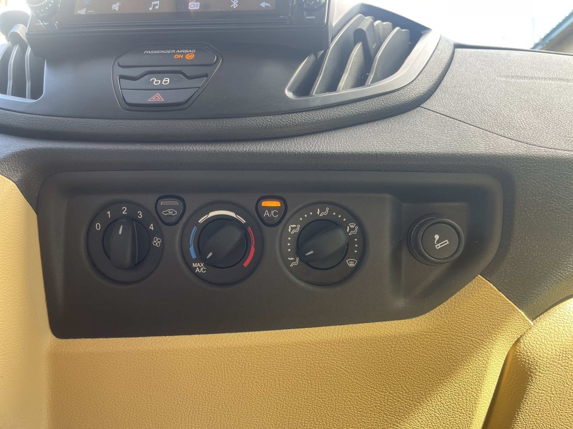 FORD Transit 9 Plätze-image-38