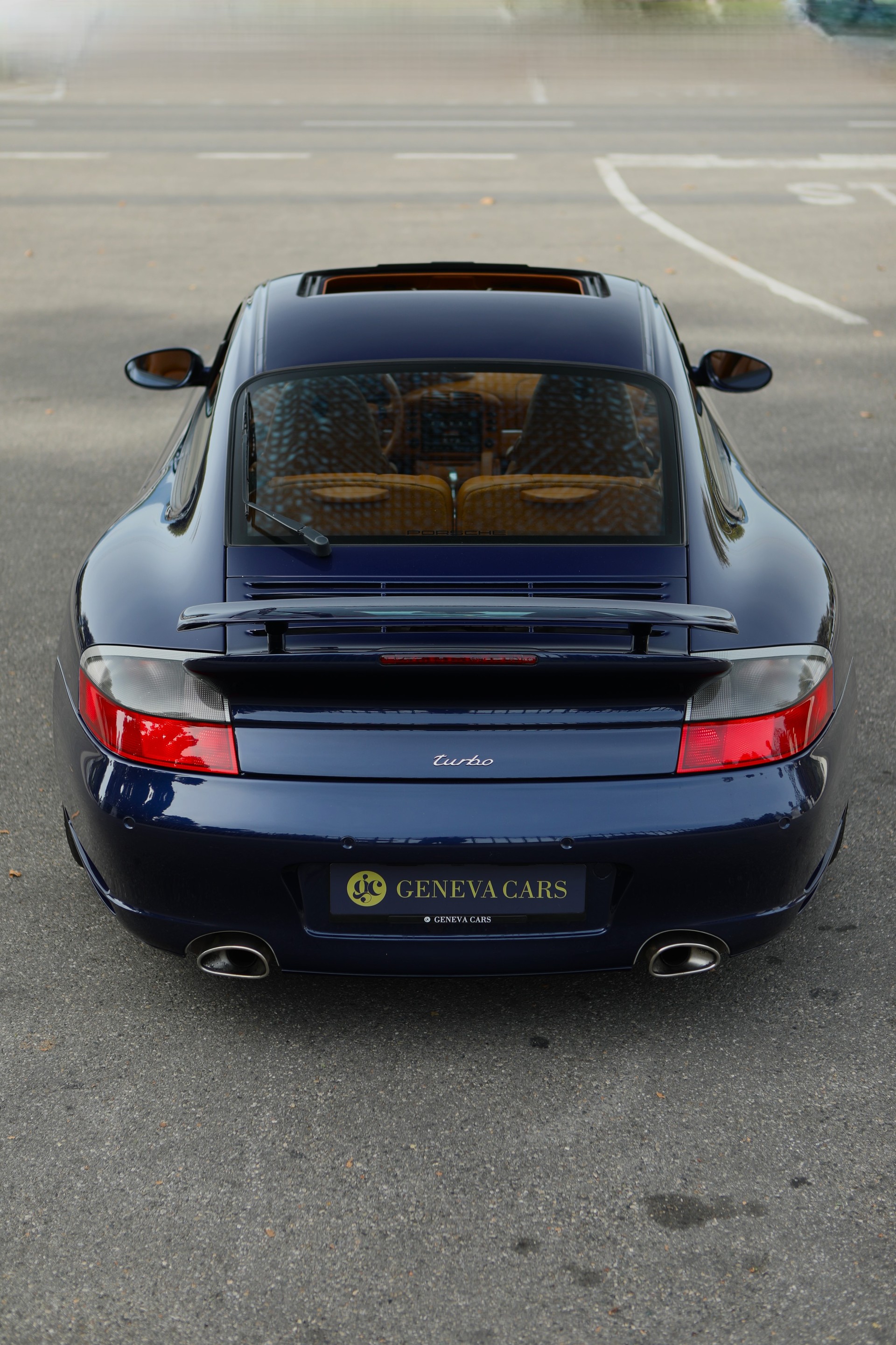 PORSCHE 911 Turbo 996 Exclusive ( Lapisblau / Natural Brown )-image-12