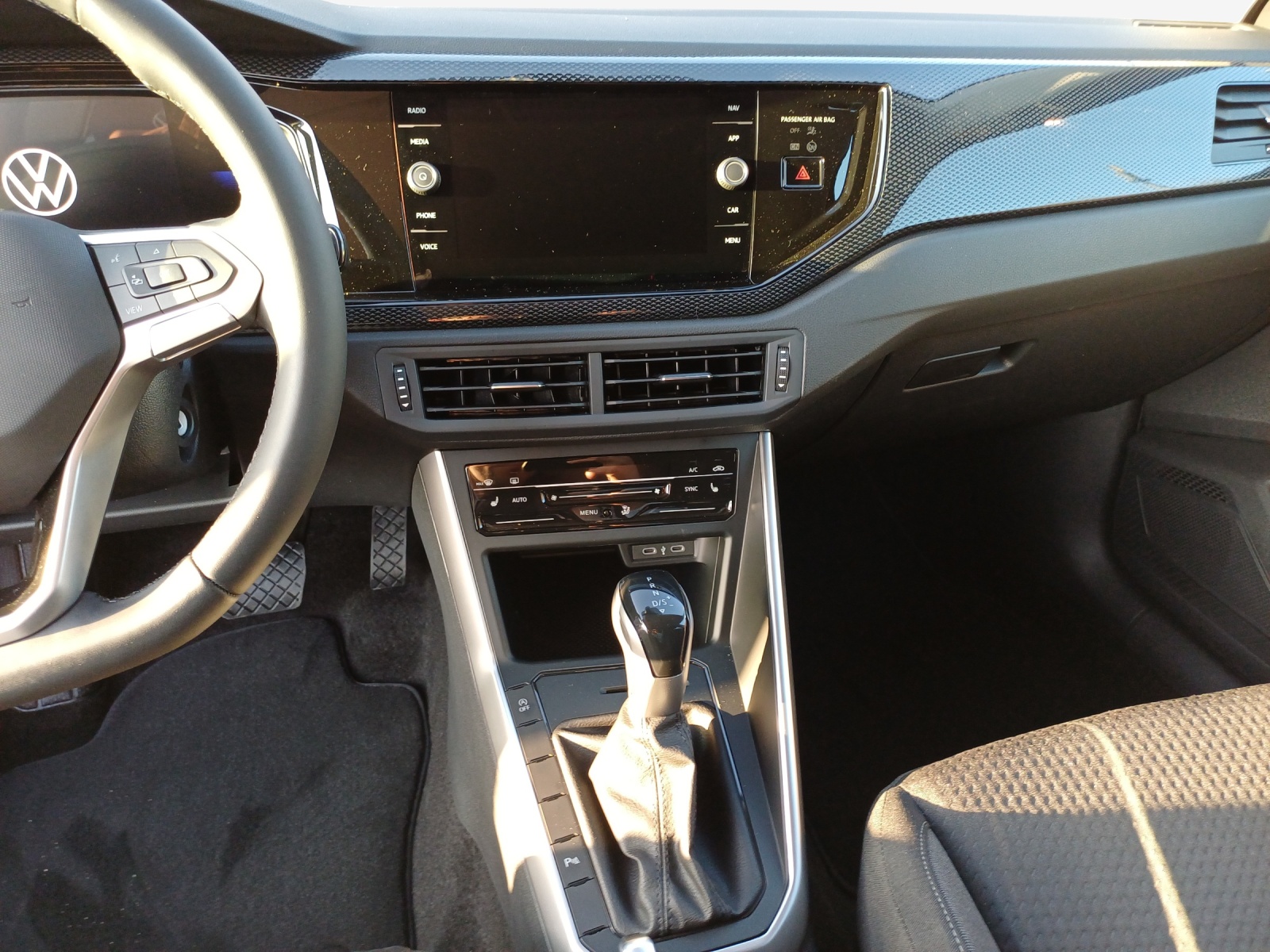 VW Polo 1.0 TSI Life DSG-image-10