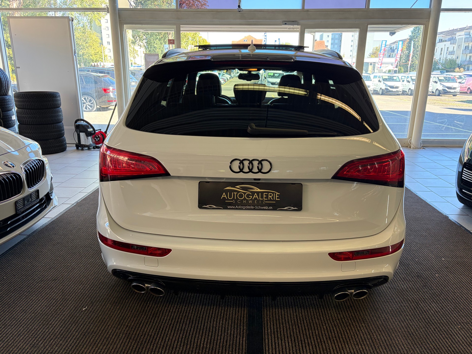 AUDI SQ5 3.0 TDI plus quattro | CH | Panorama | Black Paket | Rautensteppung Leder | DAB | B&O Sound | Kamera |-image-23