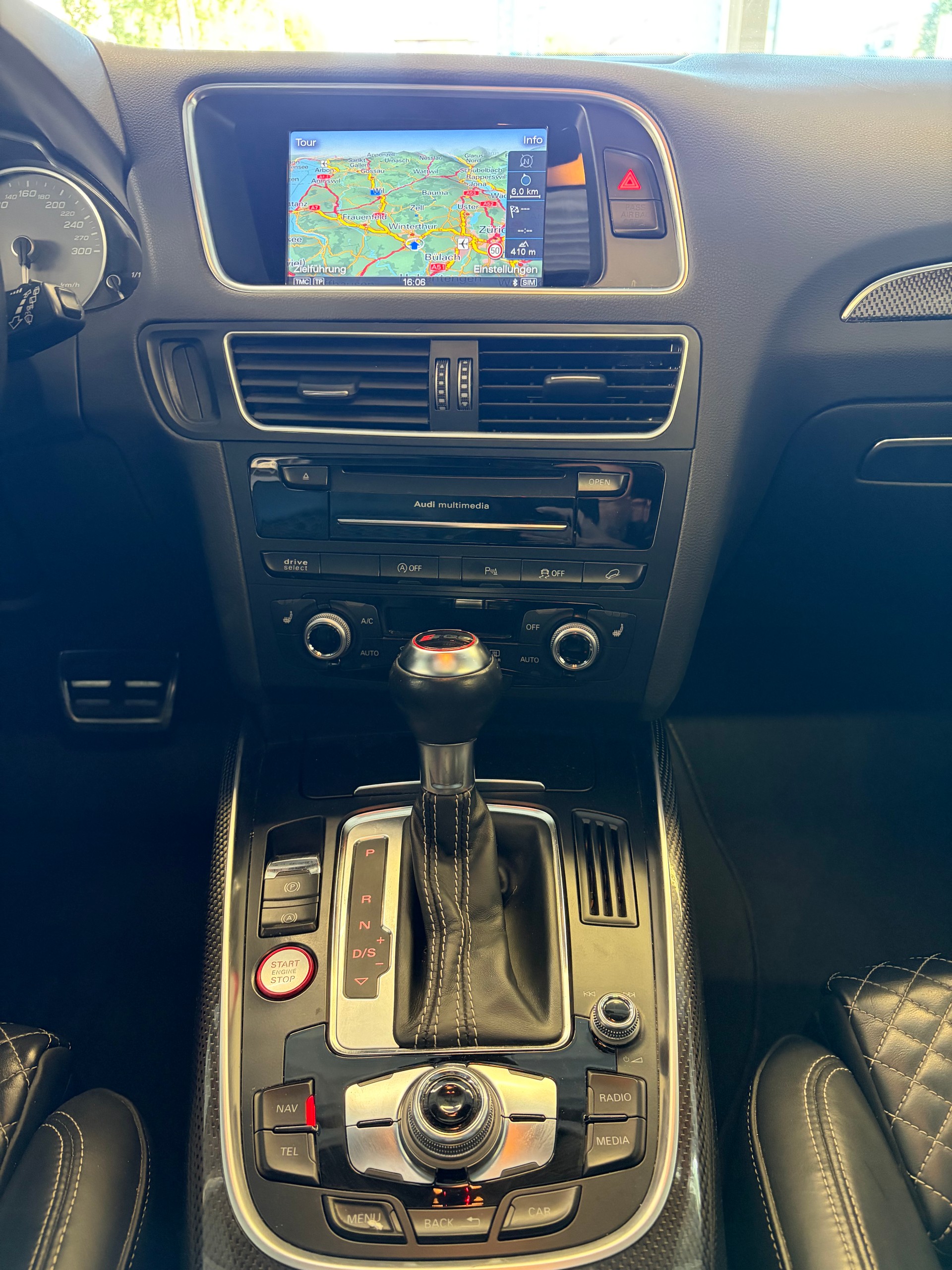 AUDI SQ5 3.0 TDI plus quattro | CH | Panorama | Black Paket | Rautensteppung Leder | DAB | B&O Sound | Kamera |-image-15