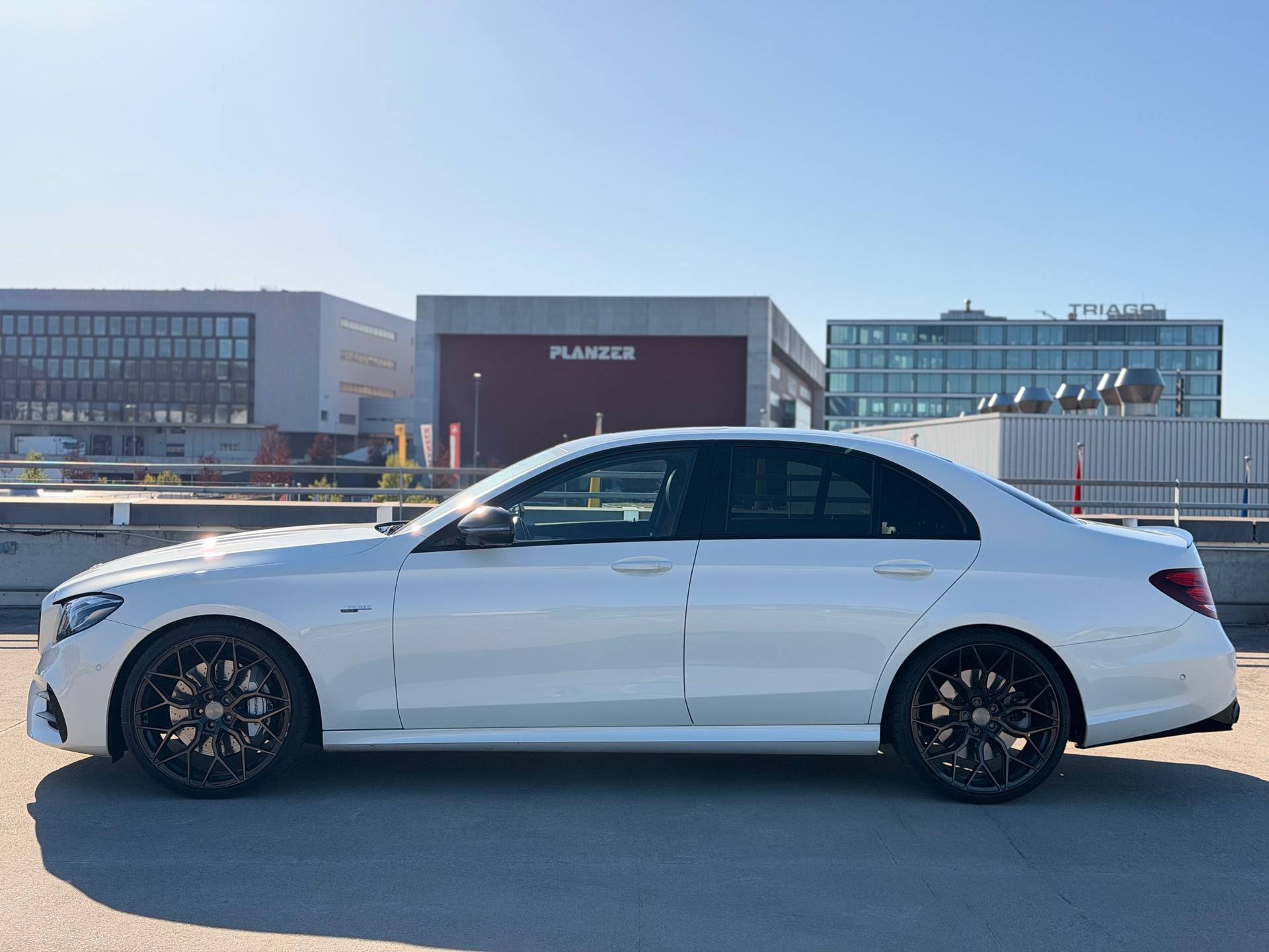 MERCEDES-BENZ 4Matic+ Speedshift MCT *21 Zoll Aversus Felgen*-image-5