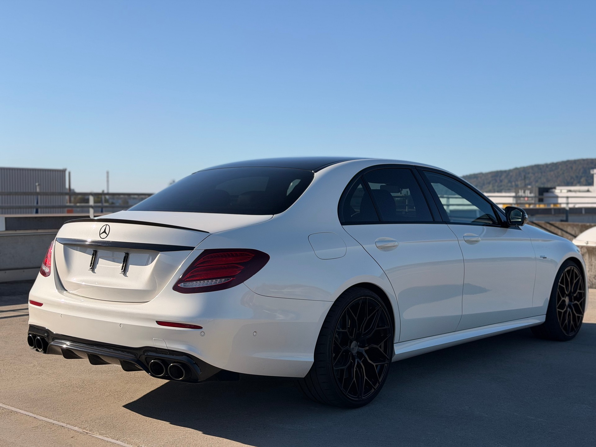 MERCEDES-BENZ 4Matic+ Speedshift MCT *21 Zoll Aversus Felgen*-image-3