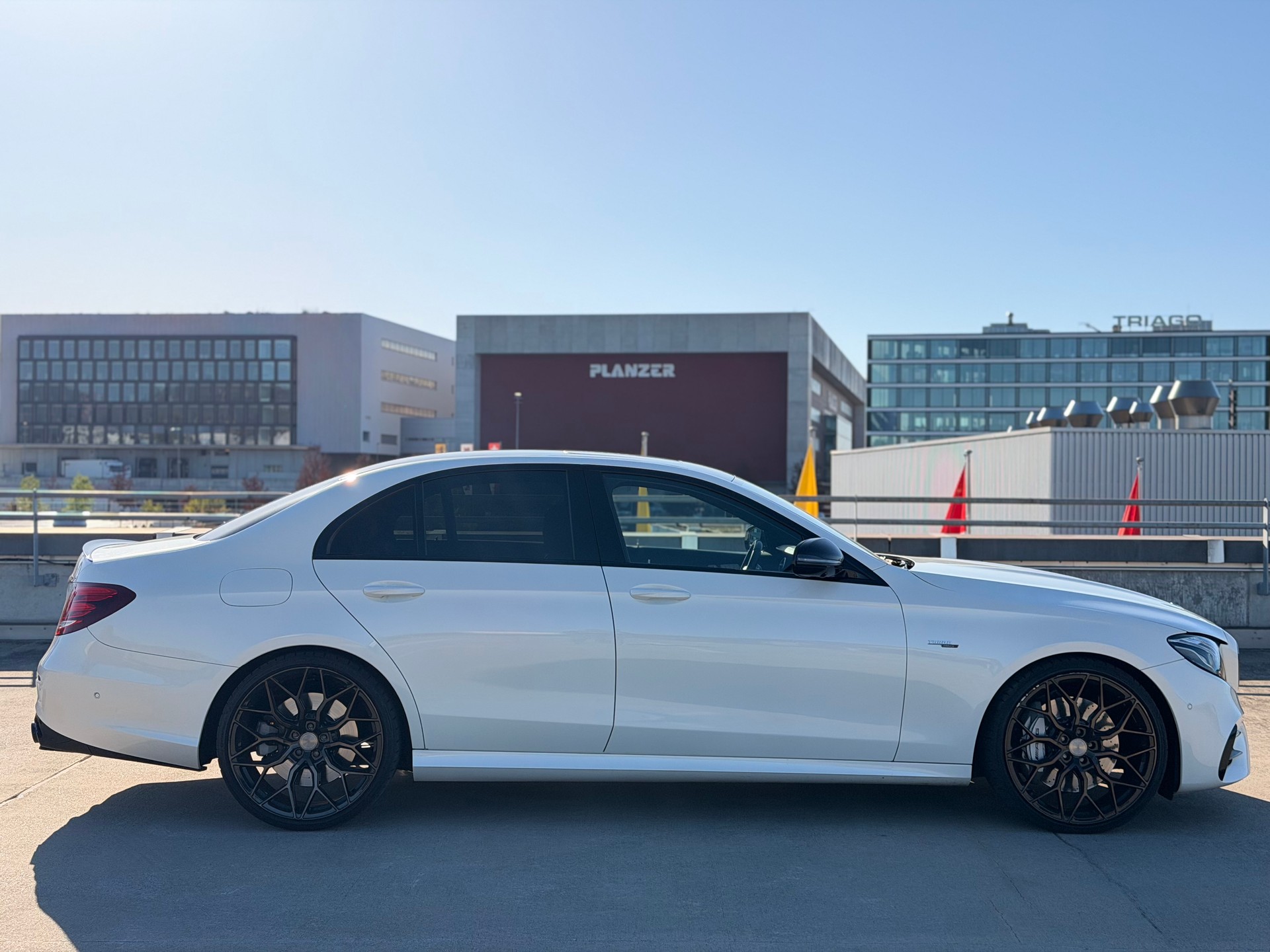 MERCEDES-BENZ 4Matic+ Speedshift MCT *21 Zoll Aversus Felgen*-image-2