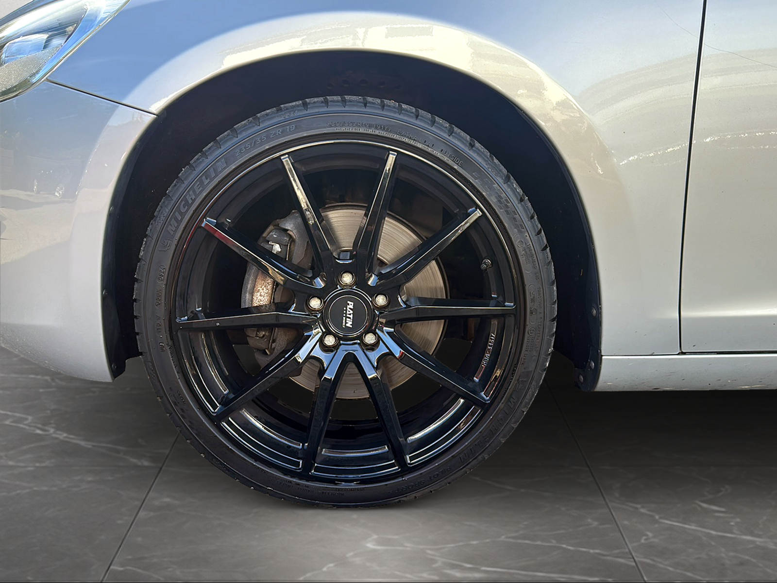 VOLVO V60 D5 Summum Geartronic| Xenon | Leder | Tempomat | Einparkhilfe | 17" Alufelgen-image-8