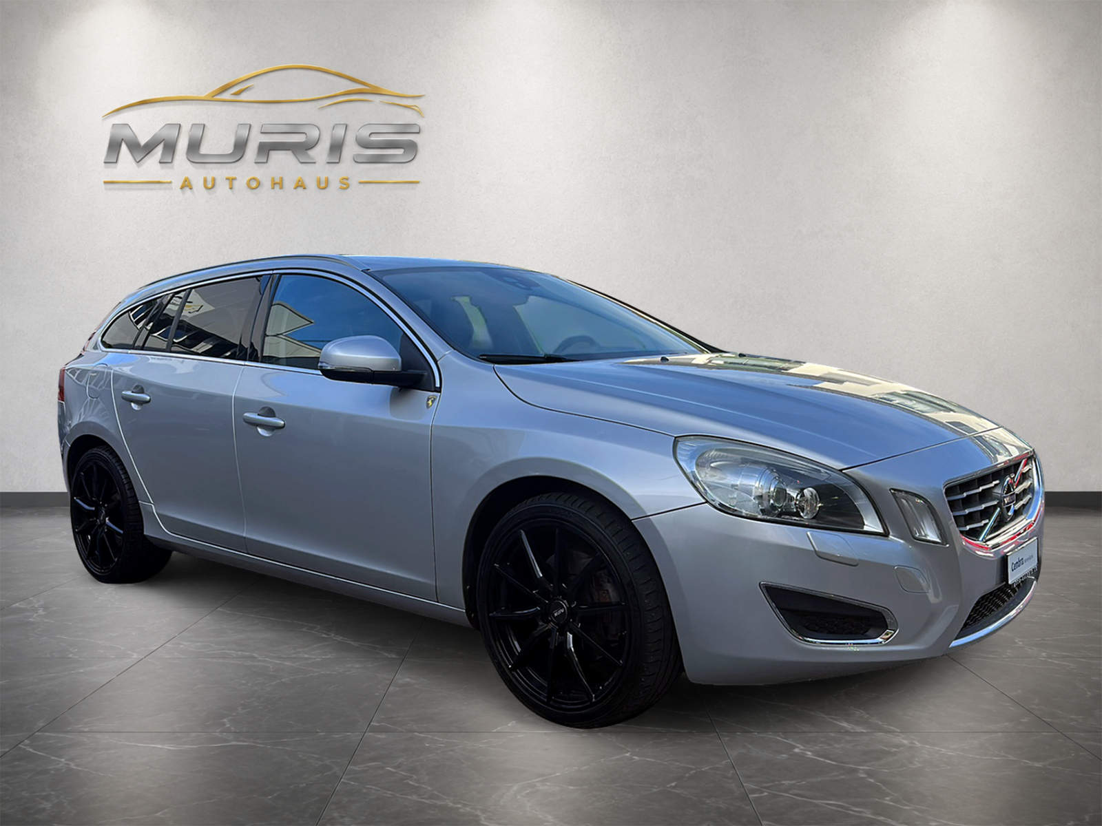 VOLVO V60 D5 Summum Geartronic| Xenon | Leder | Tempomat | Einparkhilfe | 17" Alufelgen-image-6