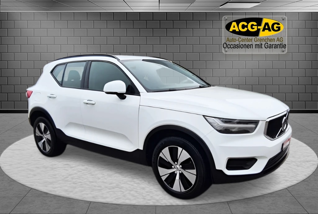 VOLVO XC40 D3 AWD Momentum Geartronic**RF-Kamera** PDC V+ H** Ab MFK **-image-0