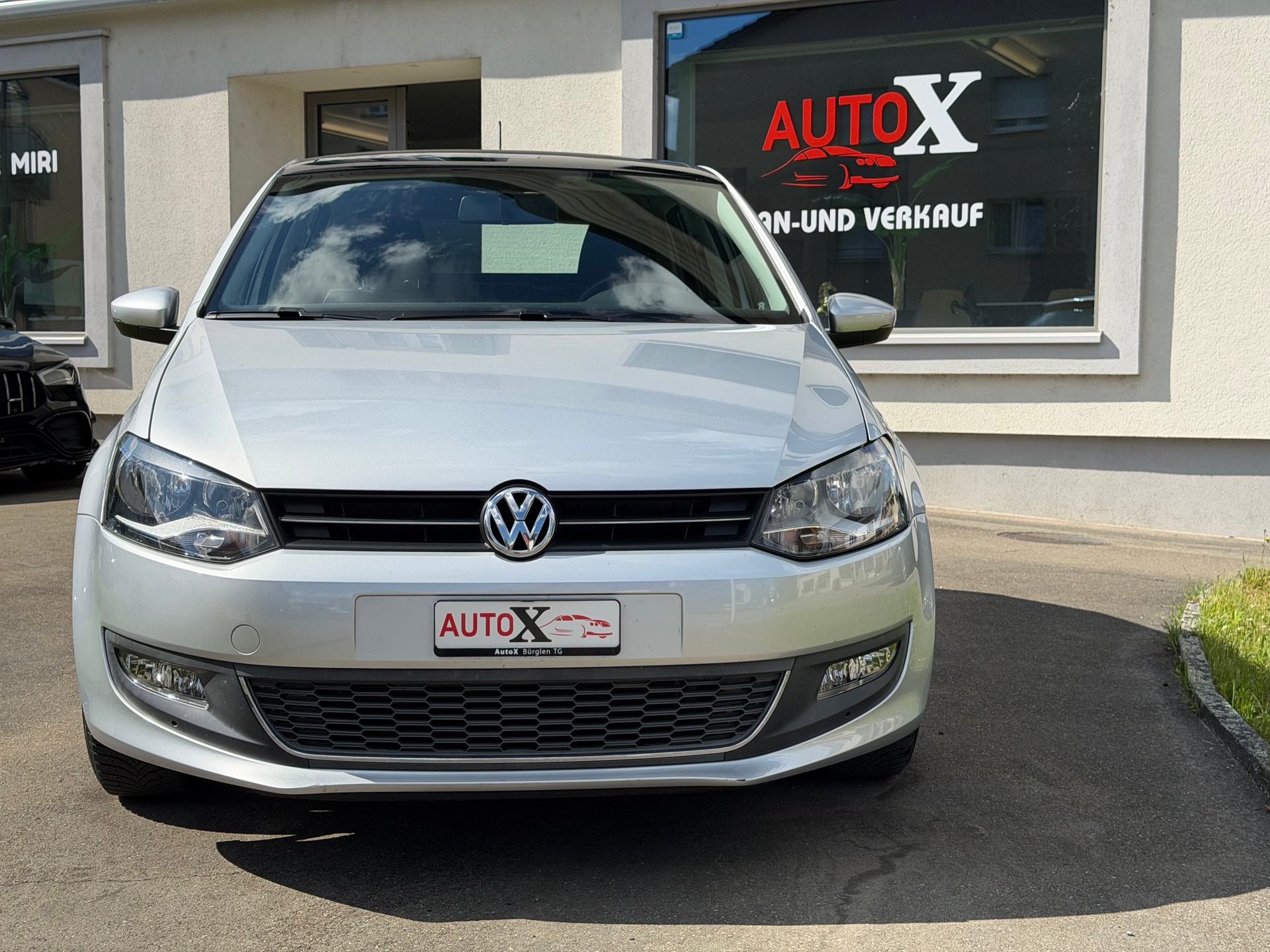 VW Polo 1.4 16V Highline DSG Panoramadach-image-2