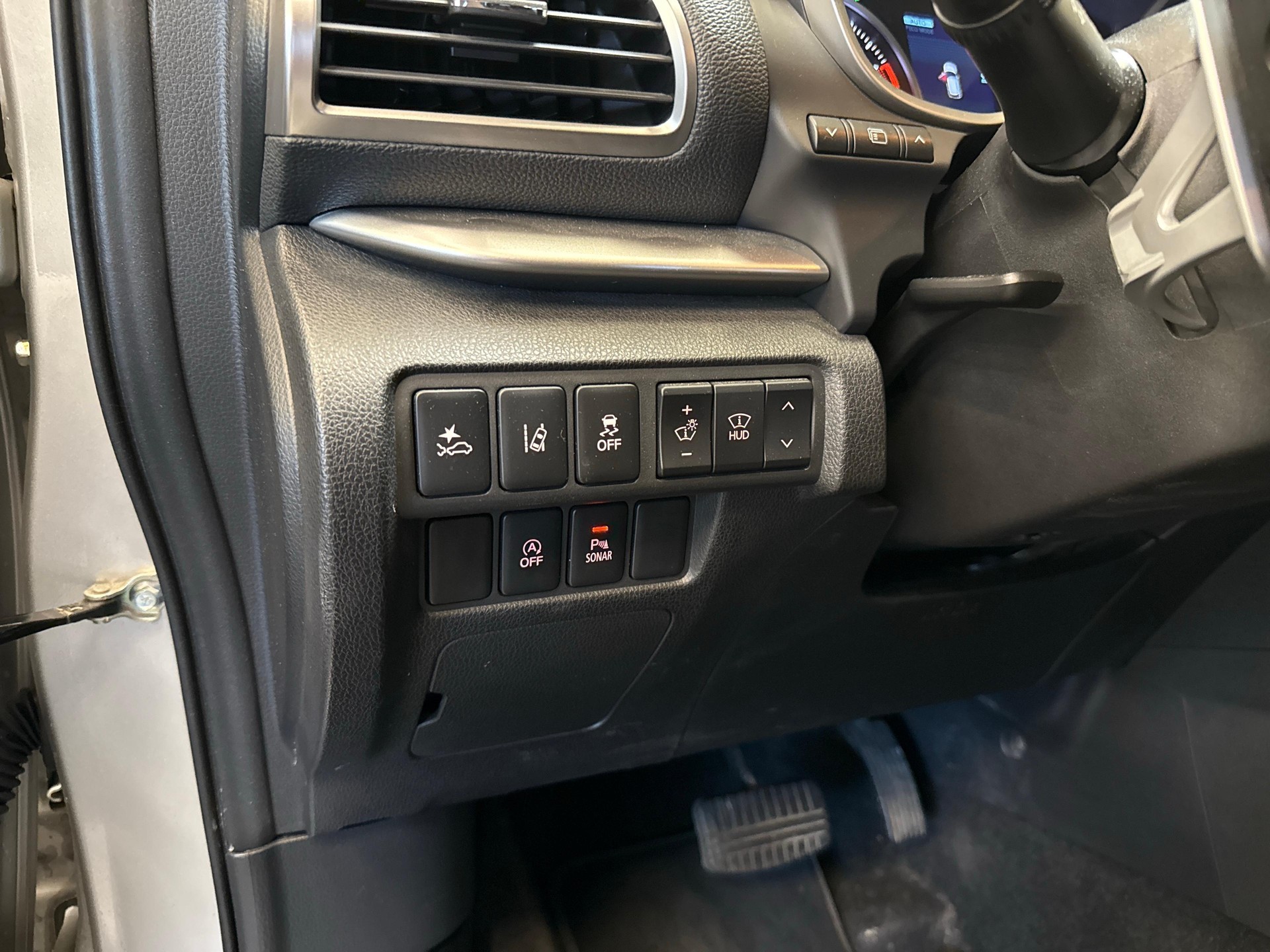 MITSUBISHI Eclipse Cross 1.5 T Diamond 4x4-image-14
