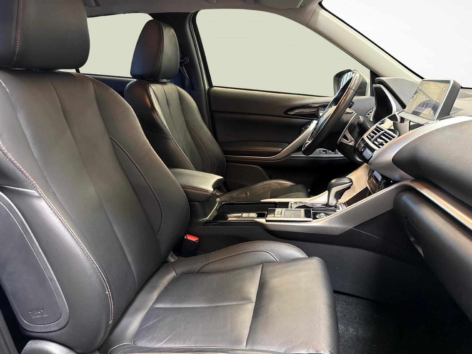 MITSUBISHI Eclipse Cross 1.5 T Diamond 4x4-image-9
