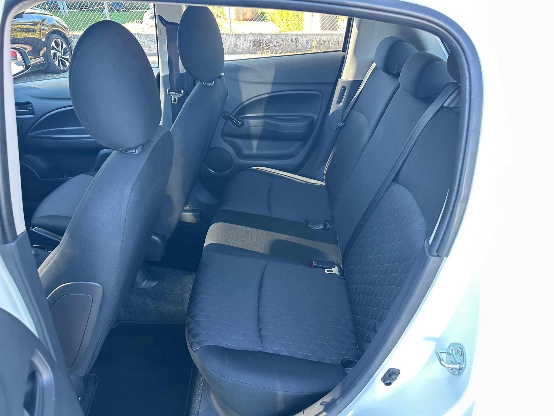 MITSUBISHI Space Star 1.0 Entry-image-9