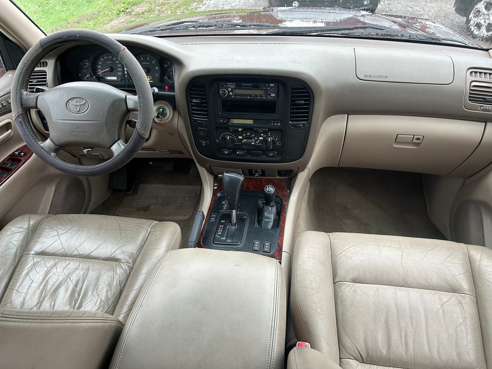 TOYOTA Land Cruiser 500 4.7-image-7