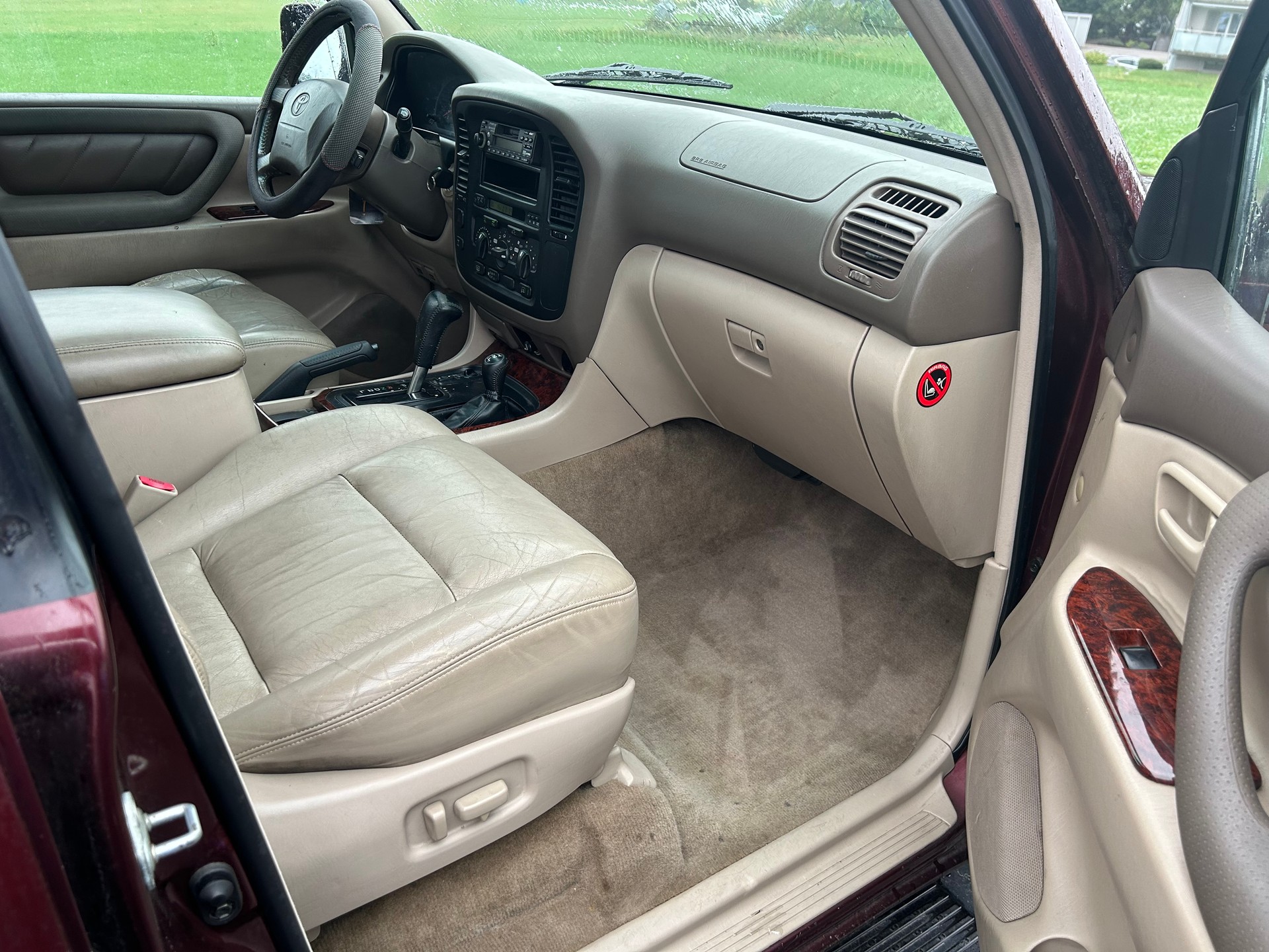 TOYOTA Land Cruiser 500 4.7-image-9