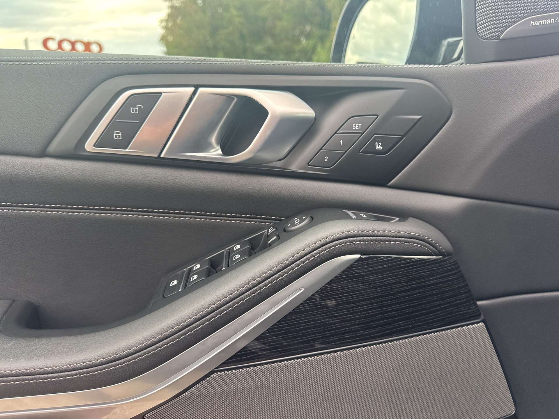 BMW X5 xDrive 50e M Sport Steptronic-image-16